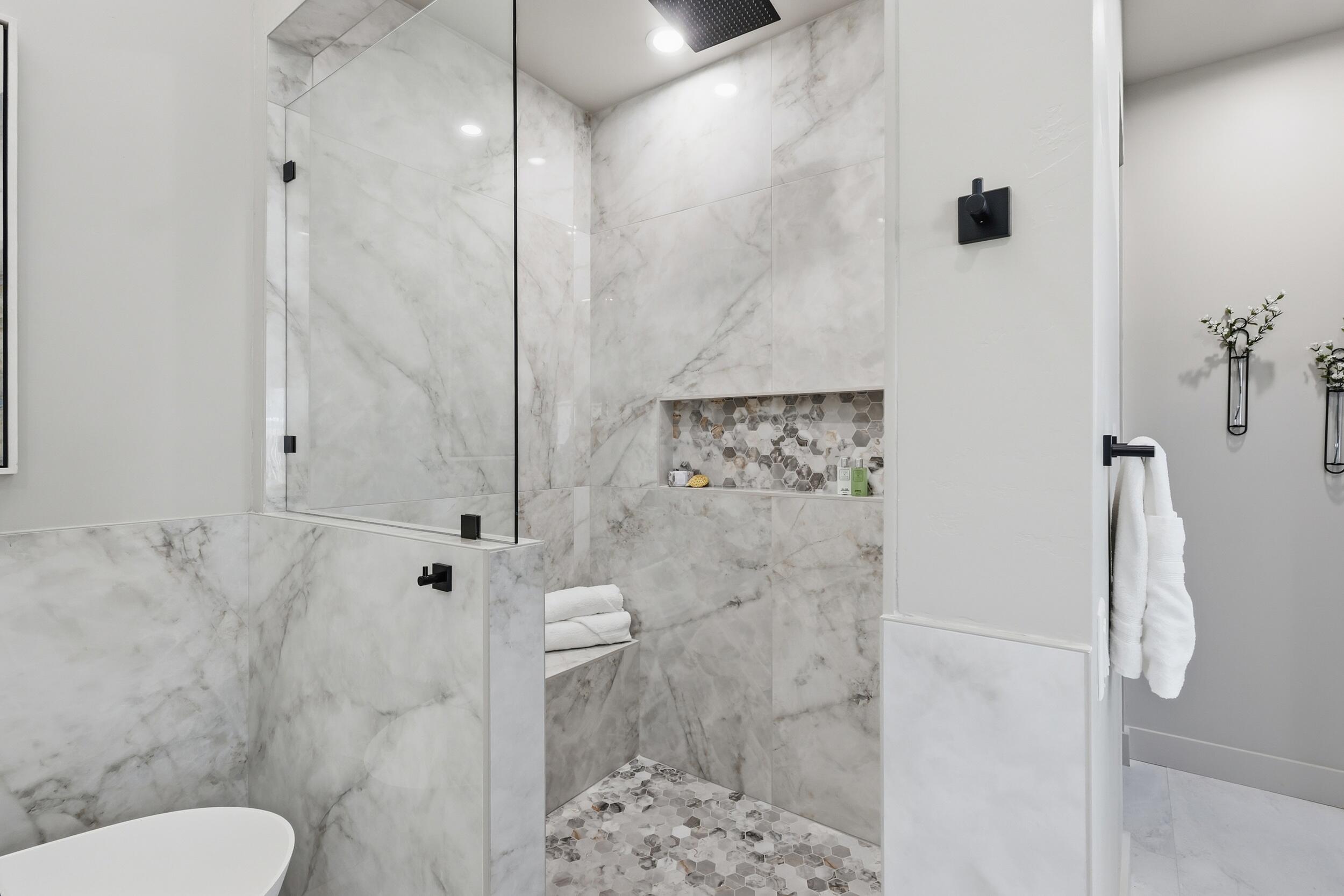 613 Valle Querido Court NW