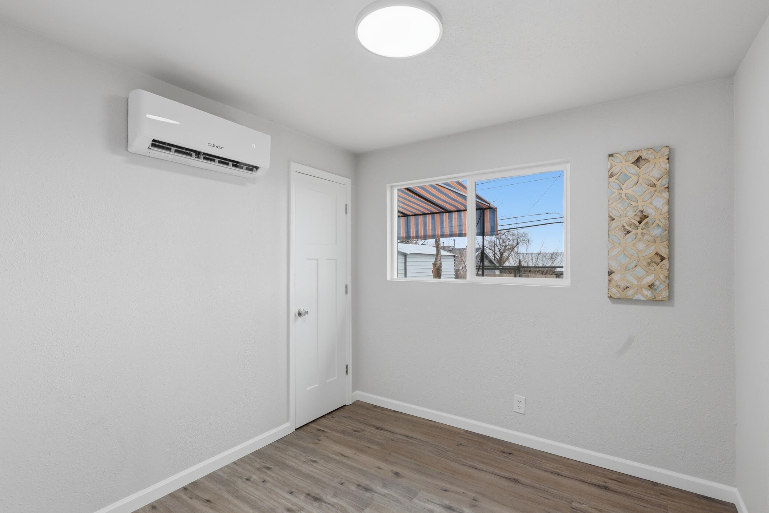2513 June Street NE