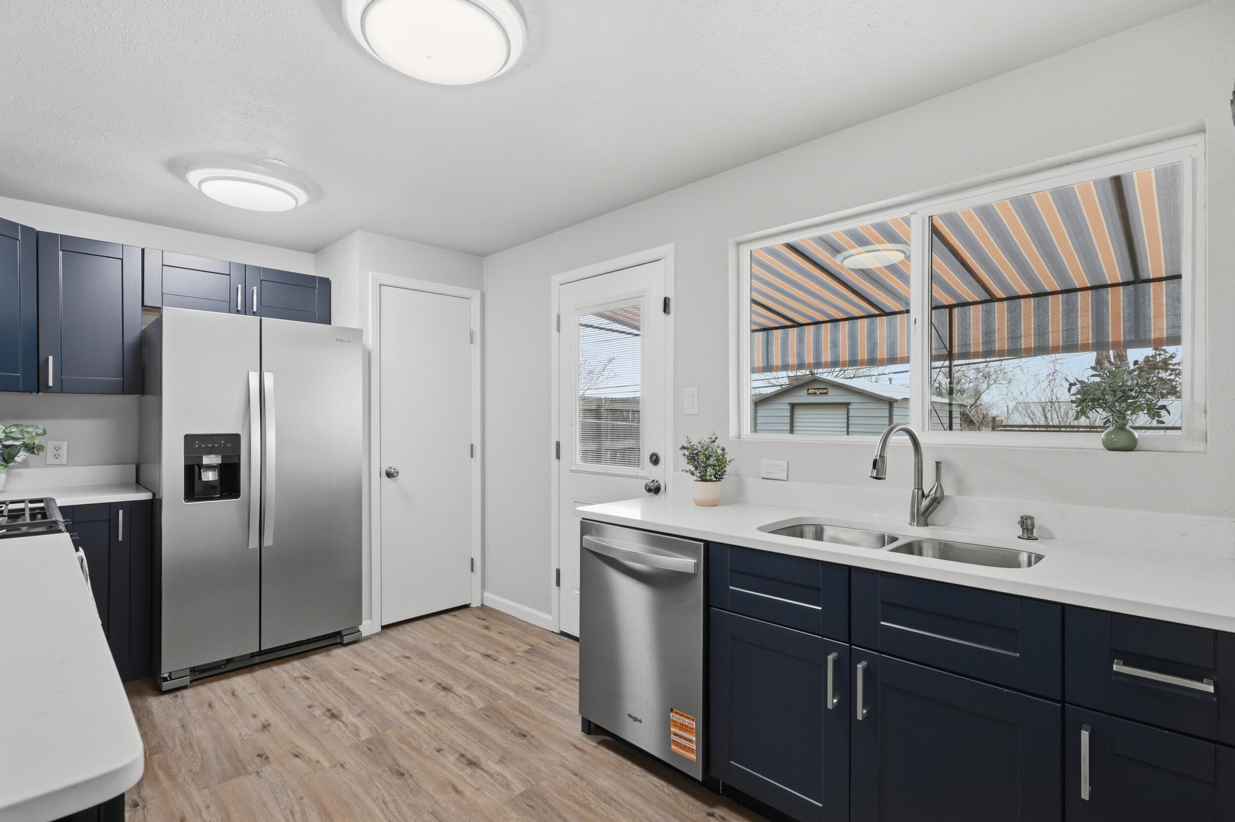 2513 June Street NE