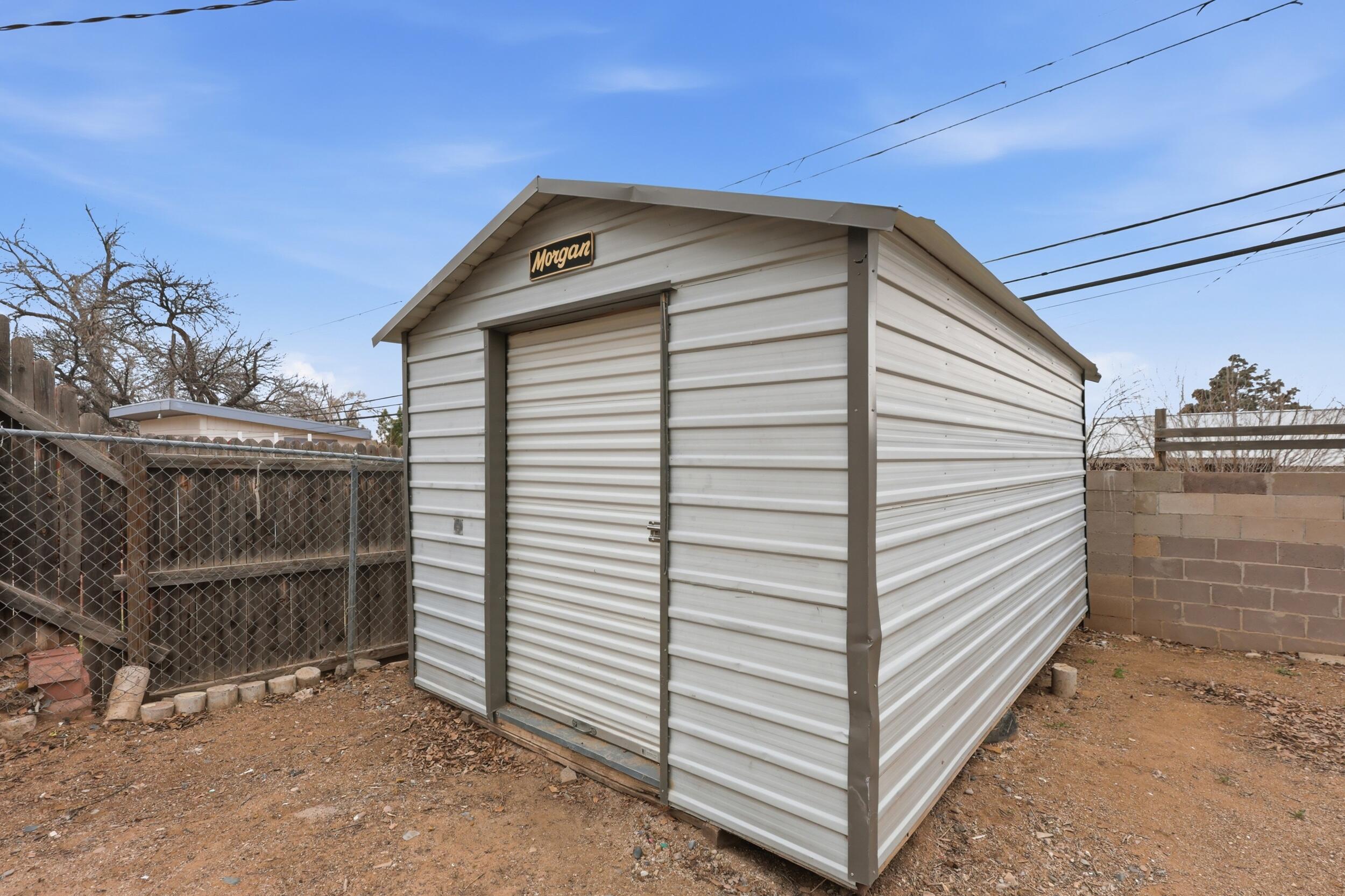 2513 June Street NE
