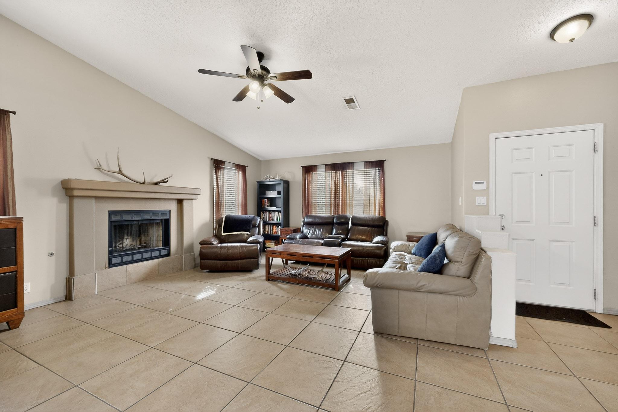 6815 Porlamar Road NW