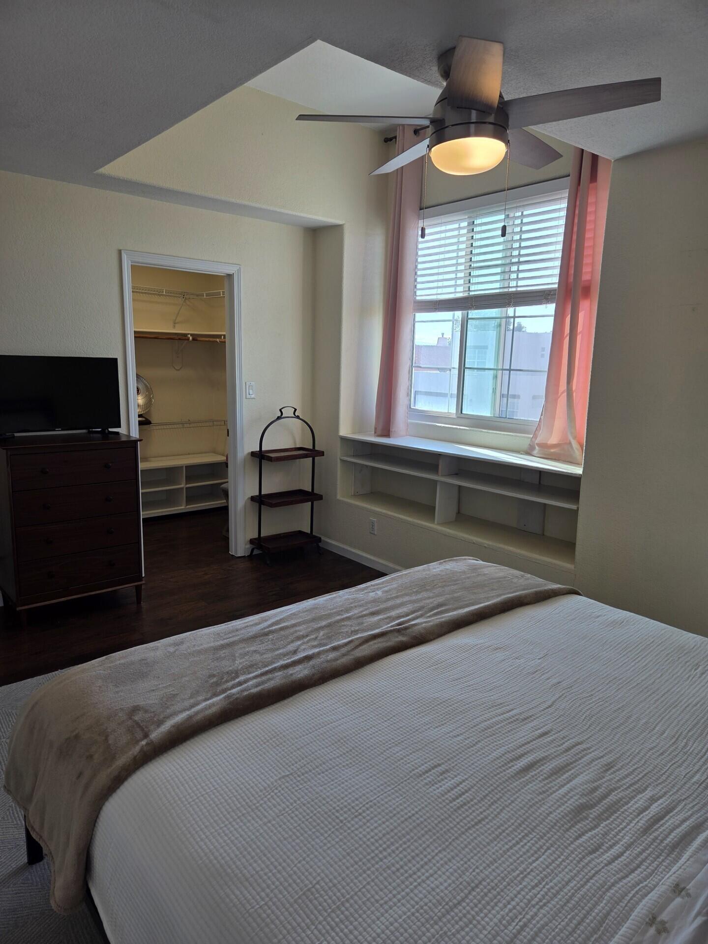 4215 Skyview Crest Road NW