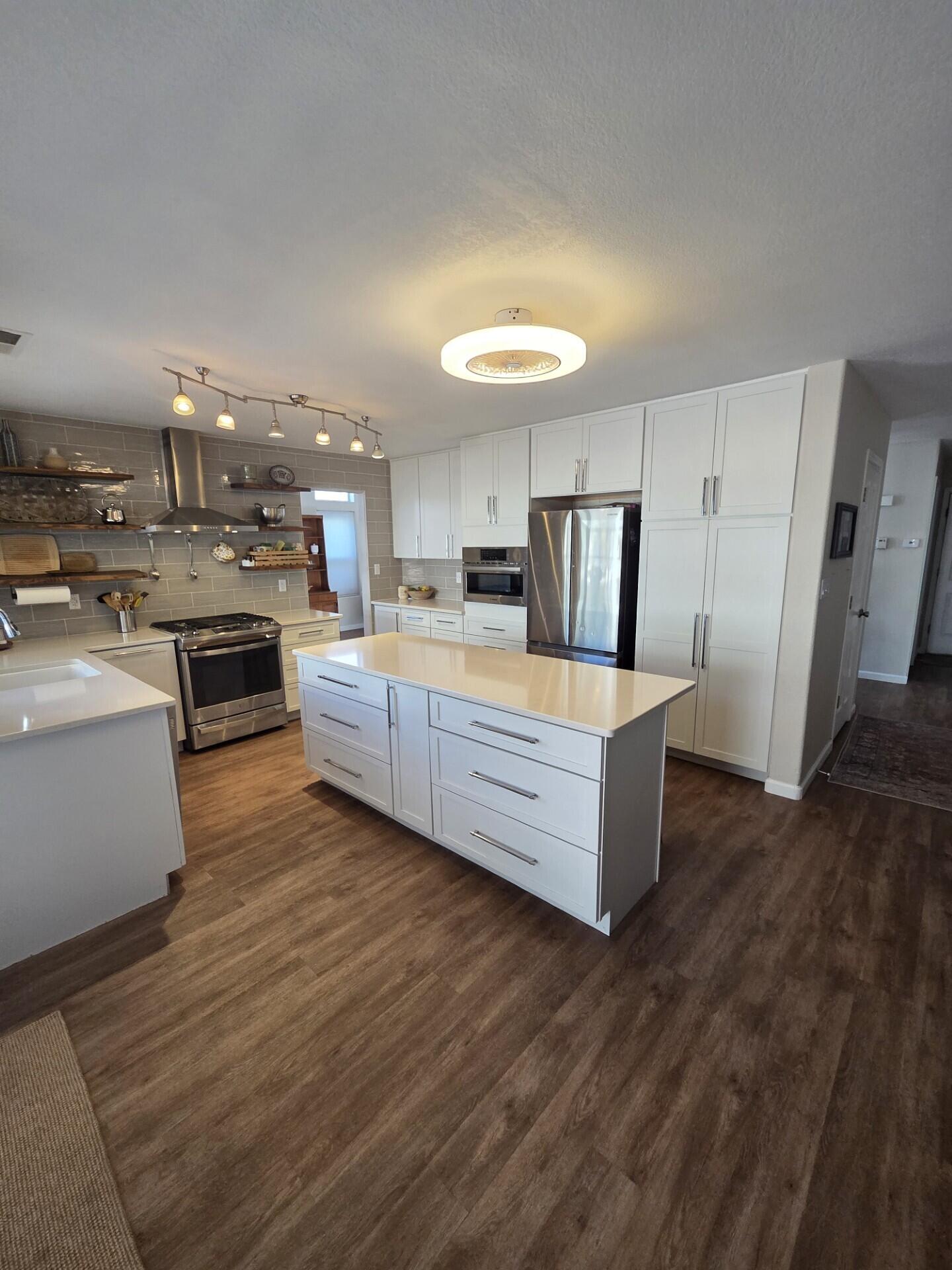 4215 Skyview Crest Road NW