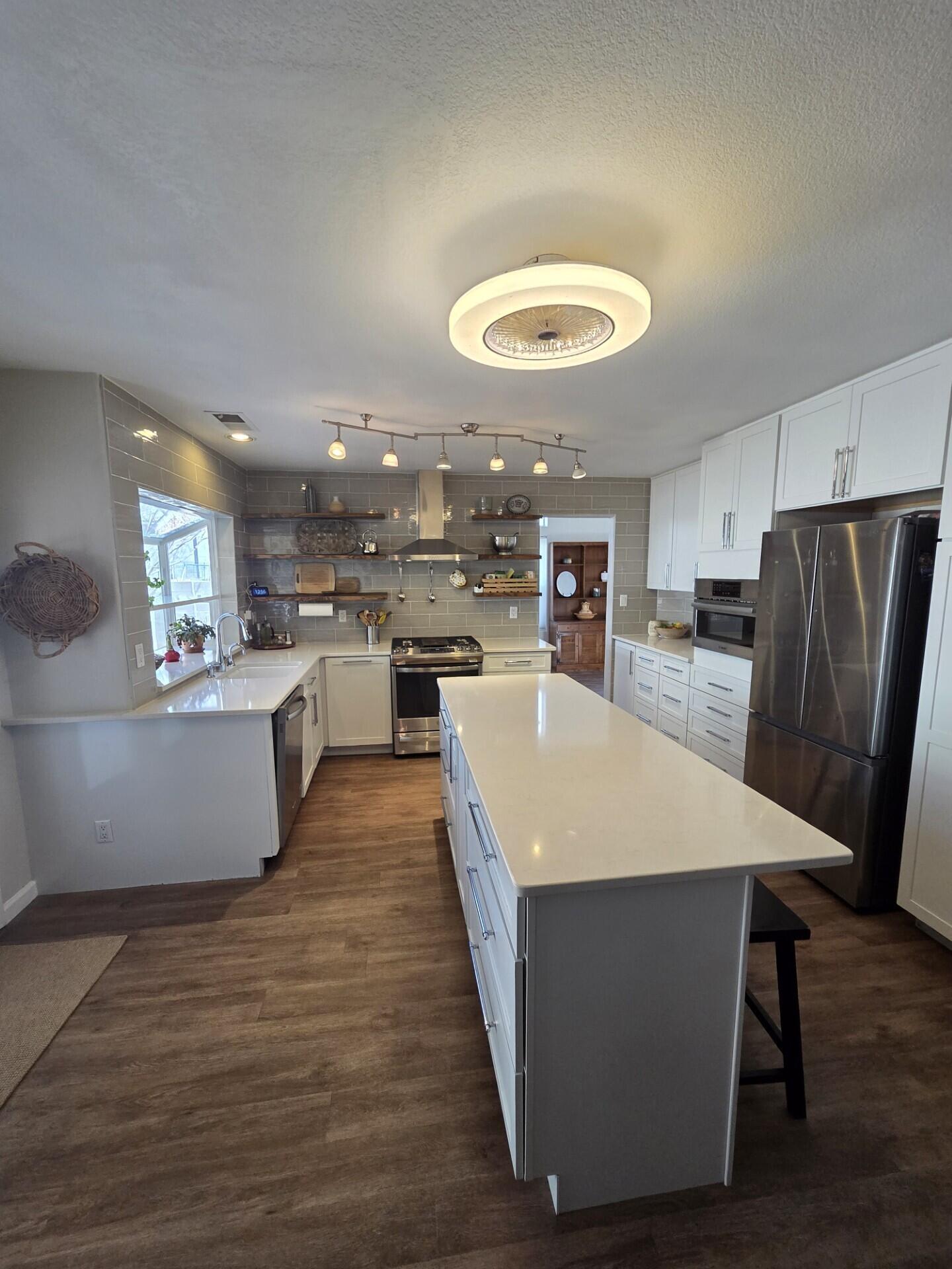 4215 Skyview Crest Road NW