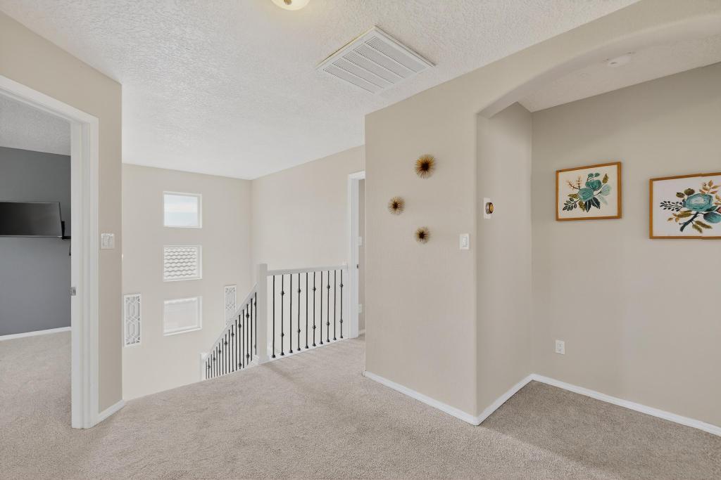 3365 Llano Vista Loop NE