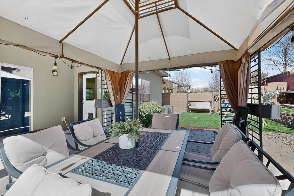 3365 Llano Vista Loop NE