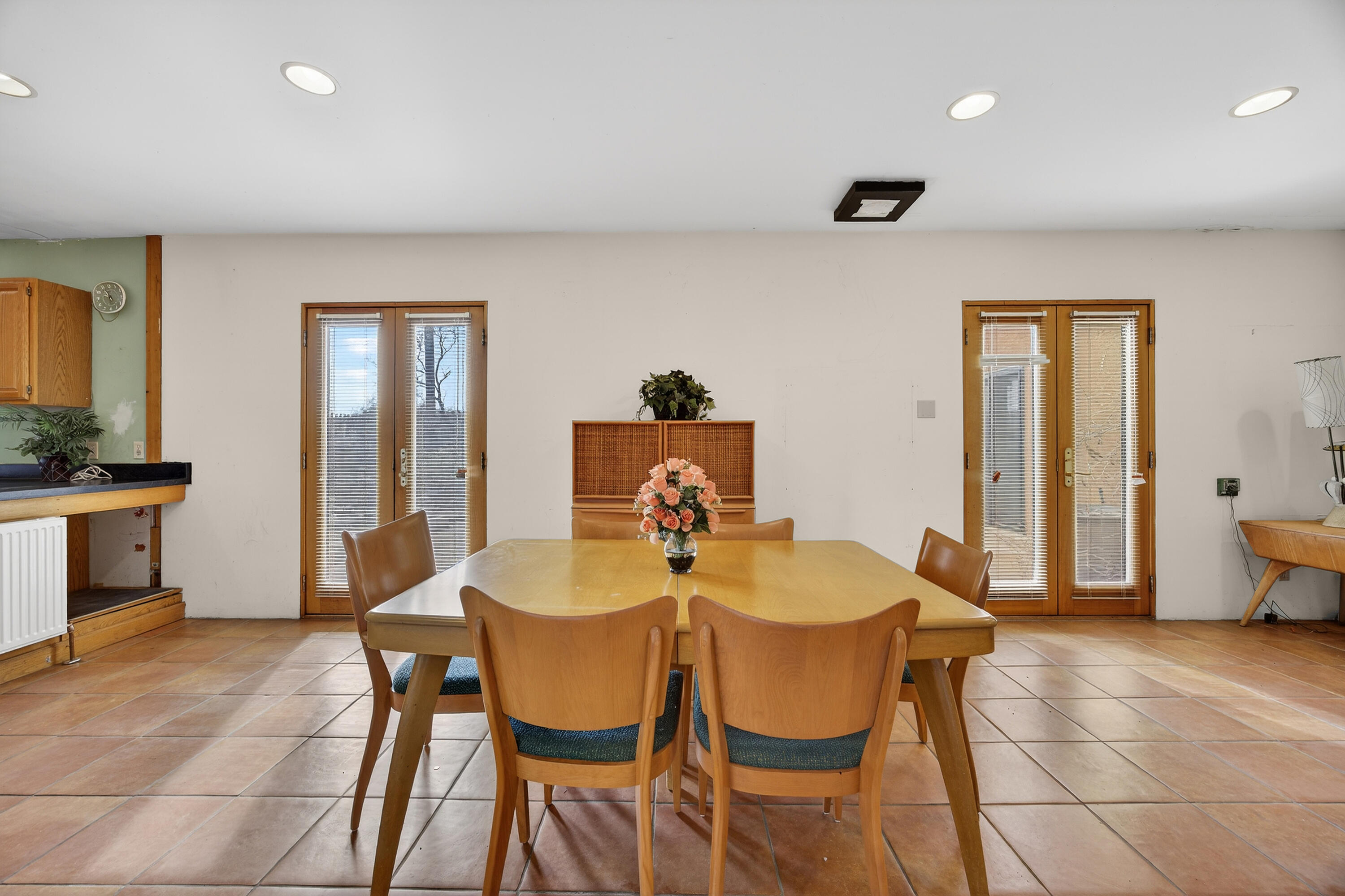 3028 Frontier Avenue NE