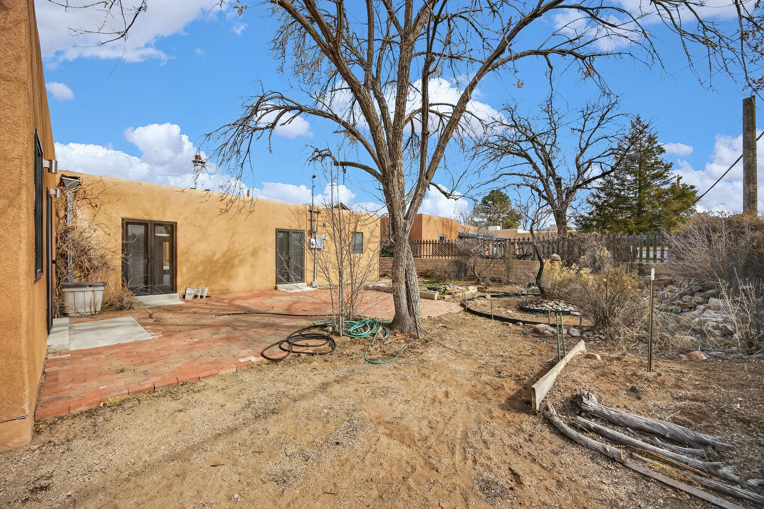 3028 Frontier Avenue NE