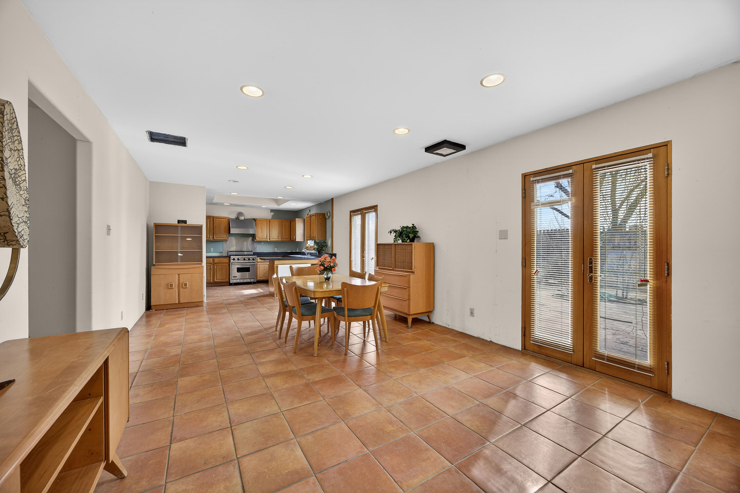 3028 Frontier Avenue NE