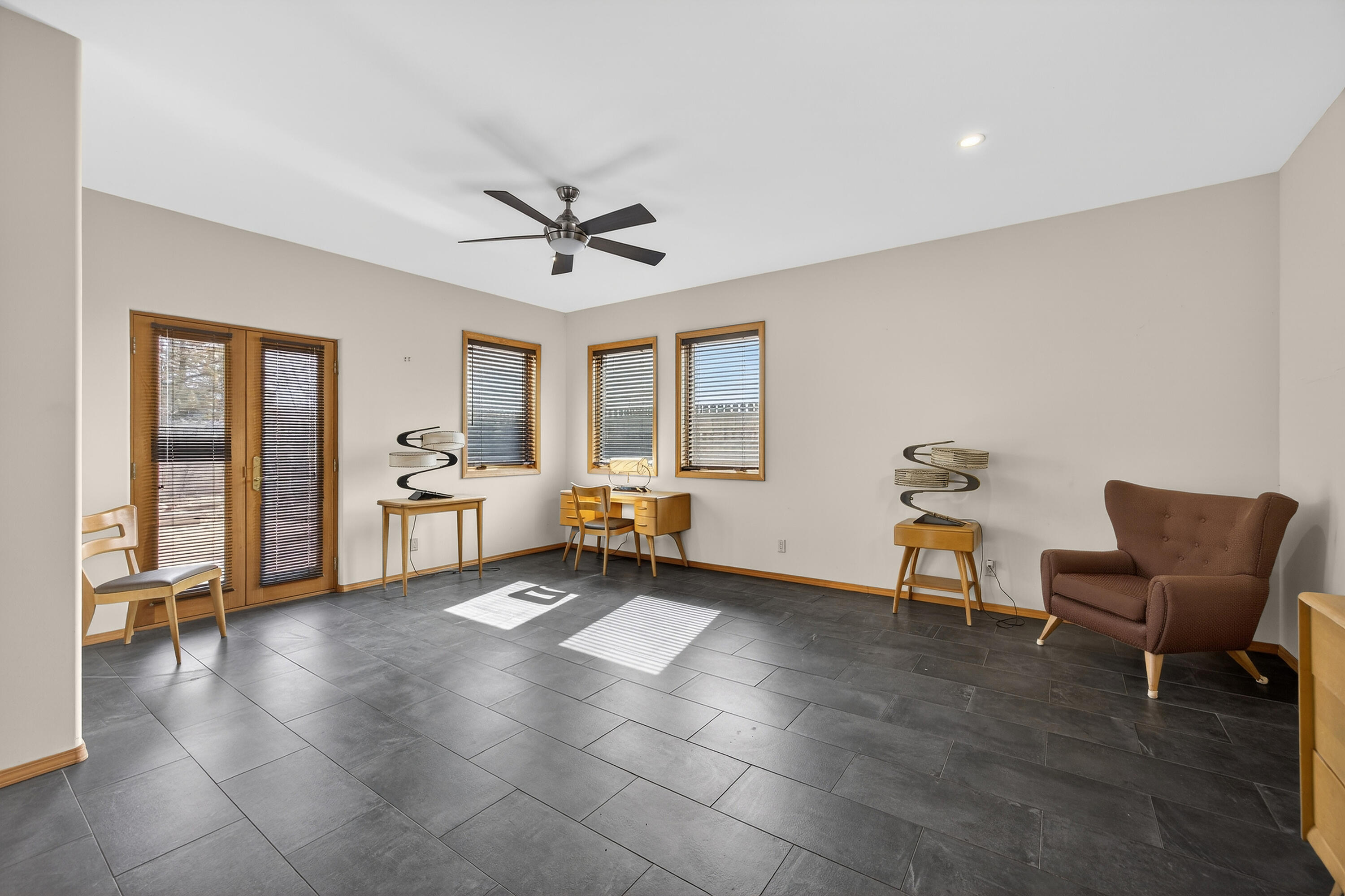 3028 Frontier Avenue NE