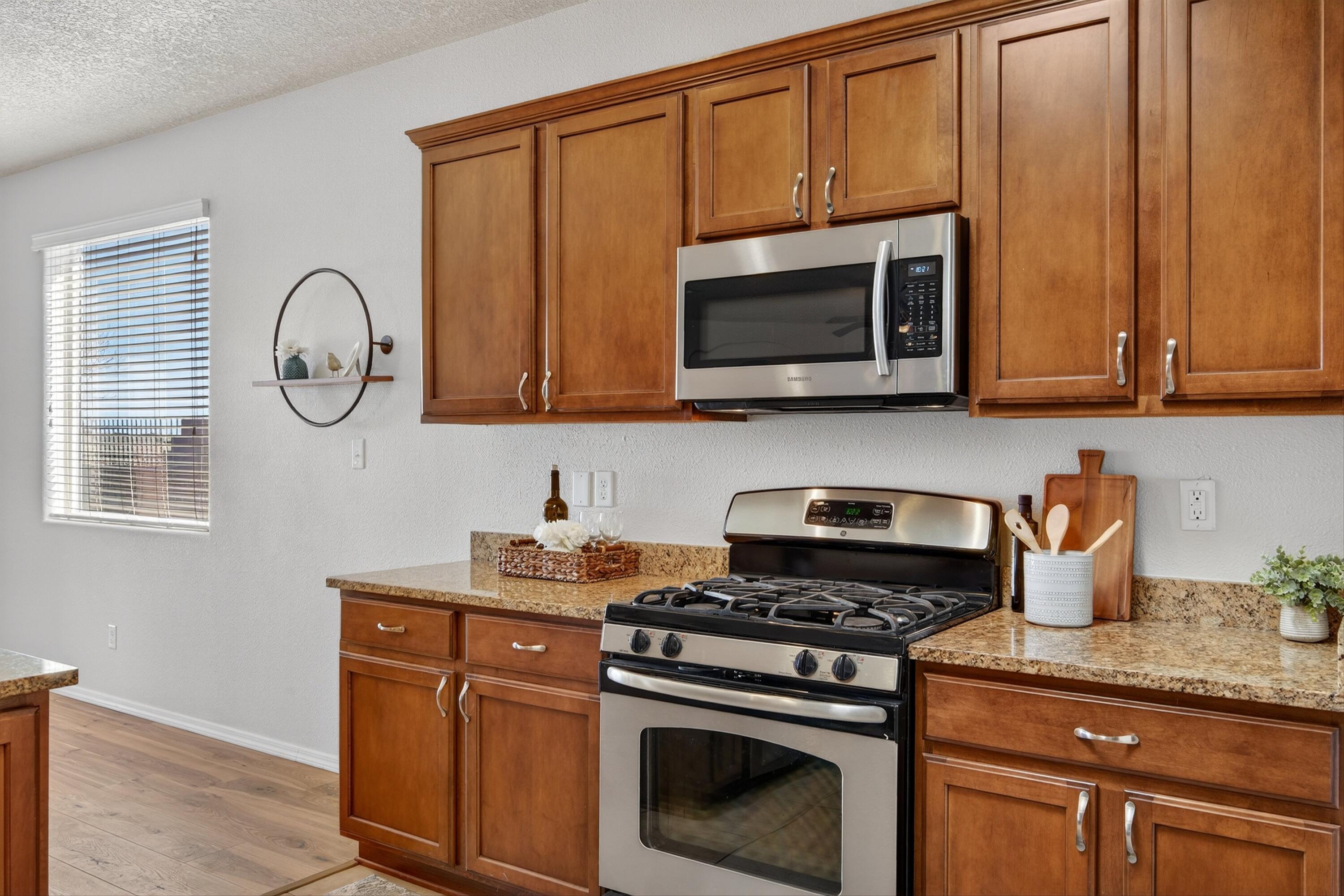 8305 Bouvardia Avenue NW