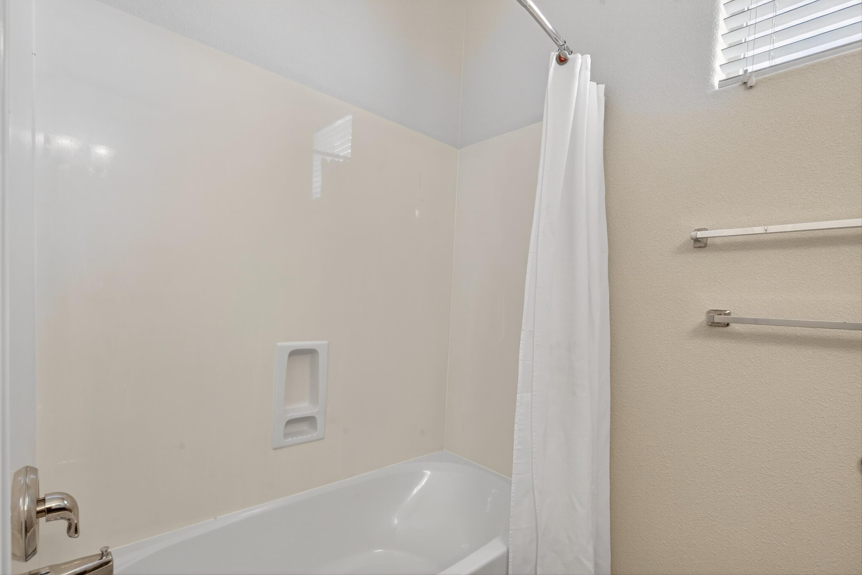 8305 Bouvardia Avenue NW