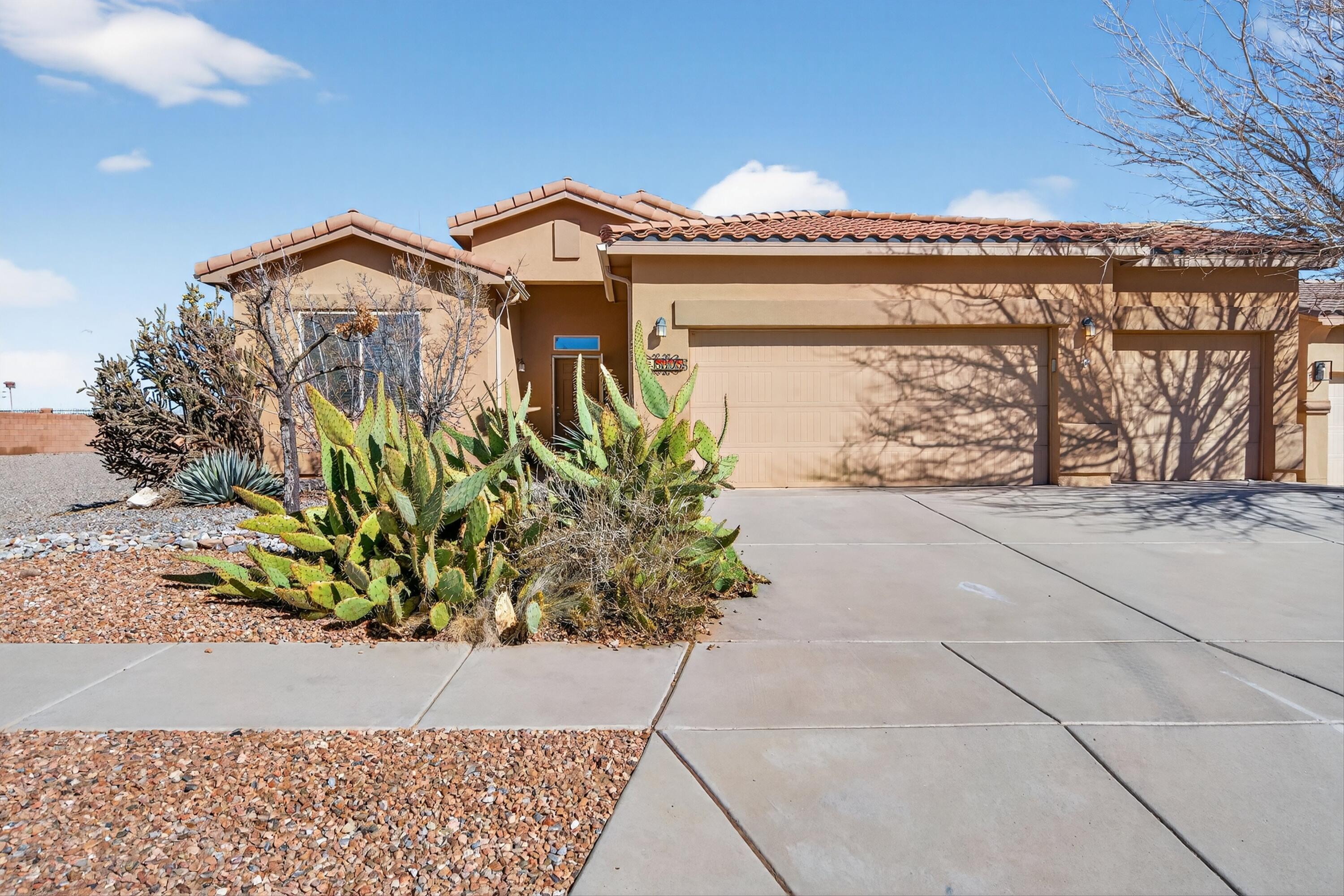 8305 Bouvardia Avenue NW