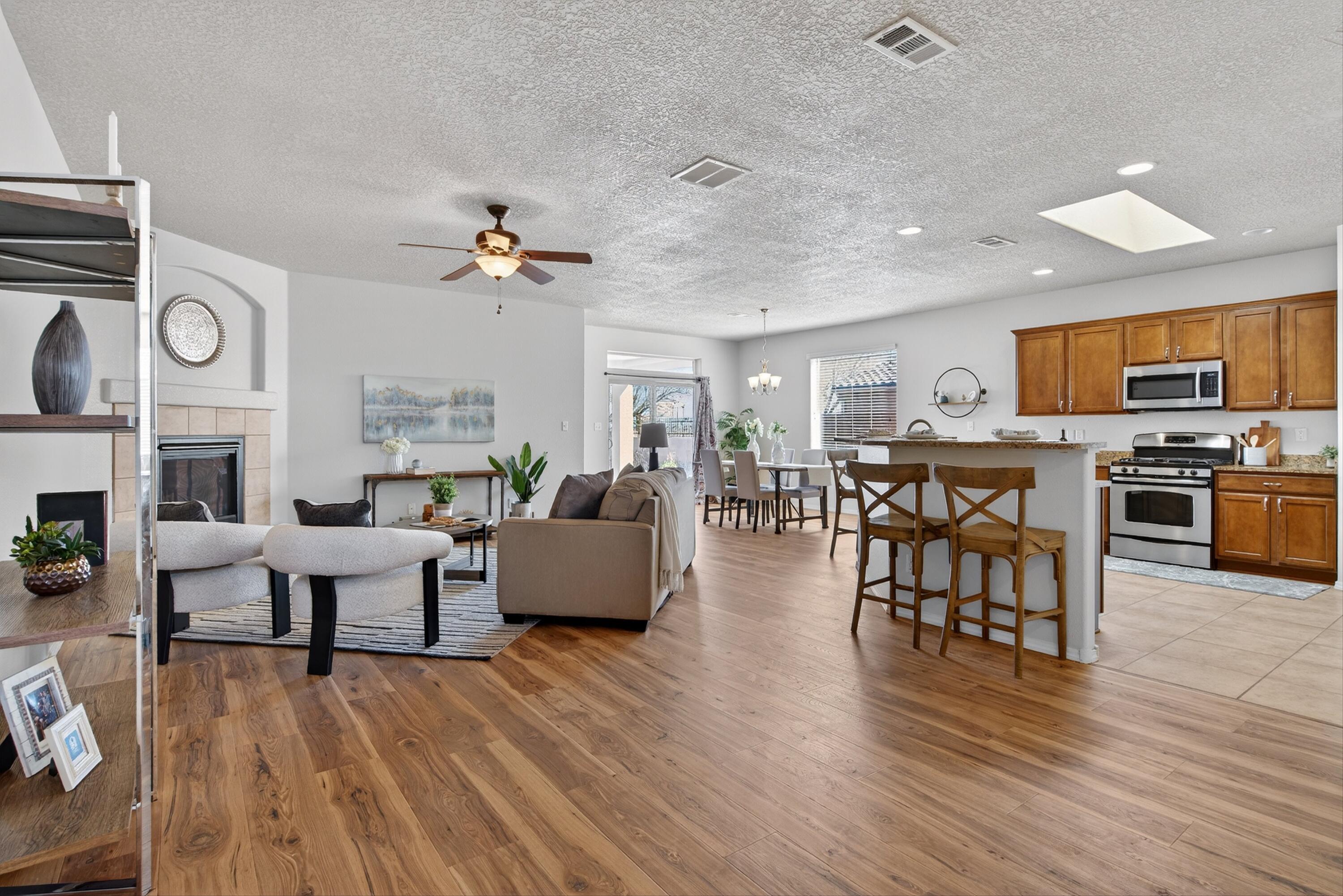 8305 Bouvardia Avenue NW