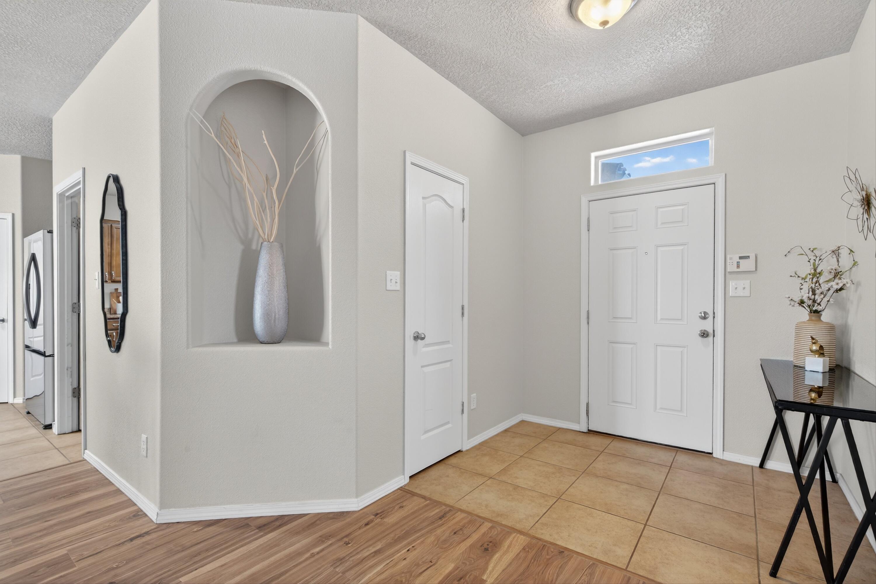 8305 Bouvardia Avenue NW