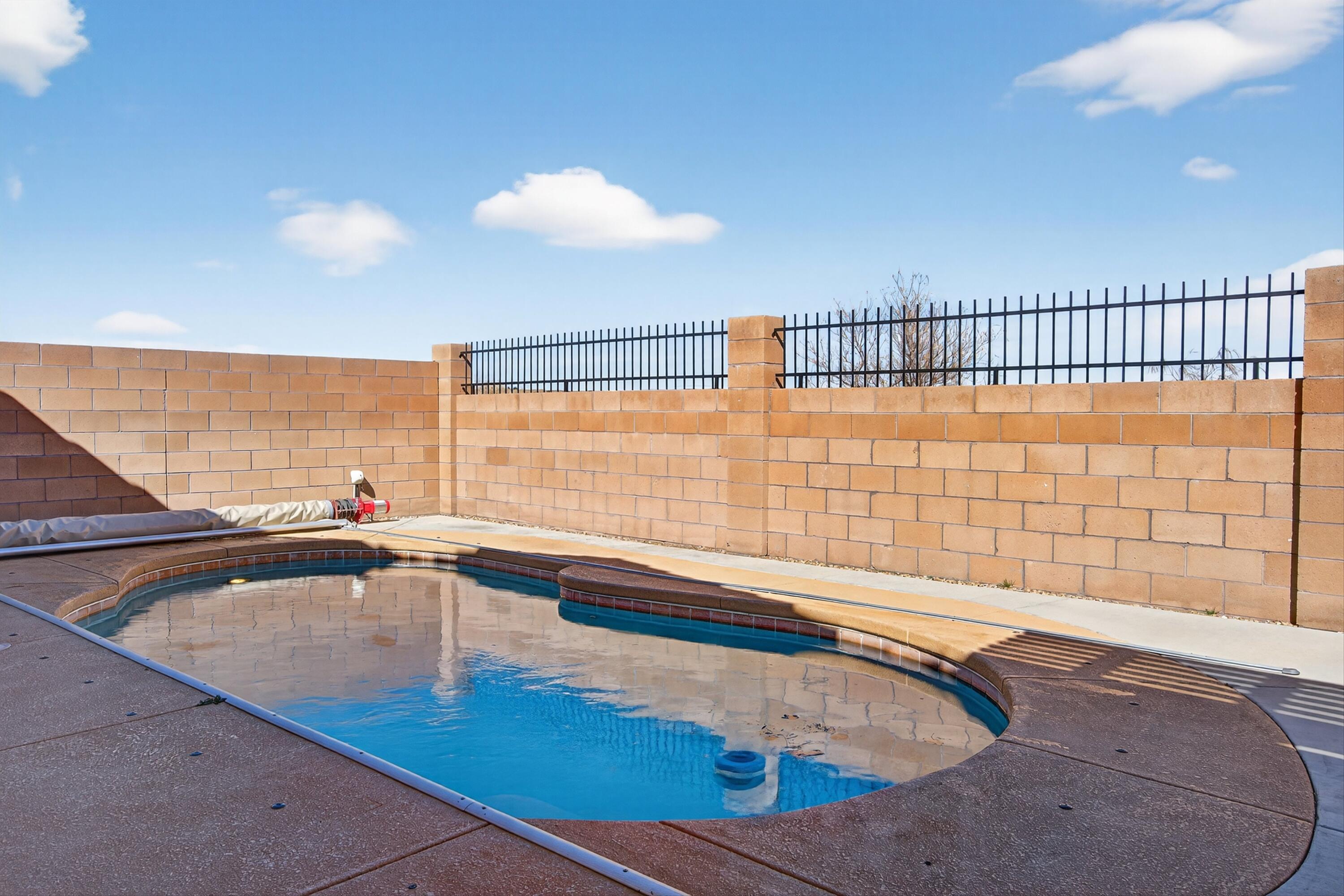 8305 Bouvardia Avenue NW