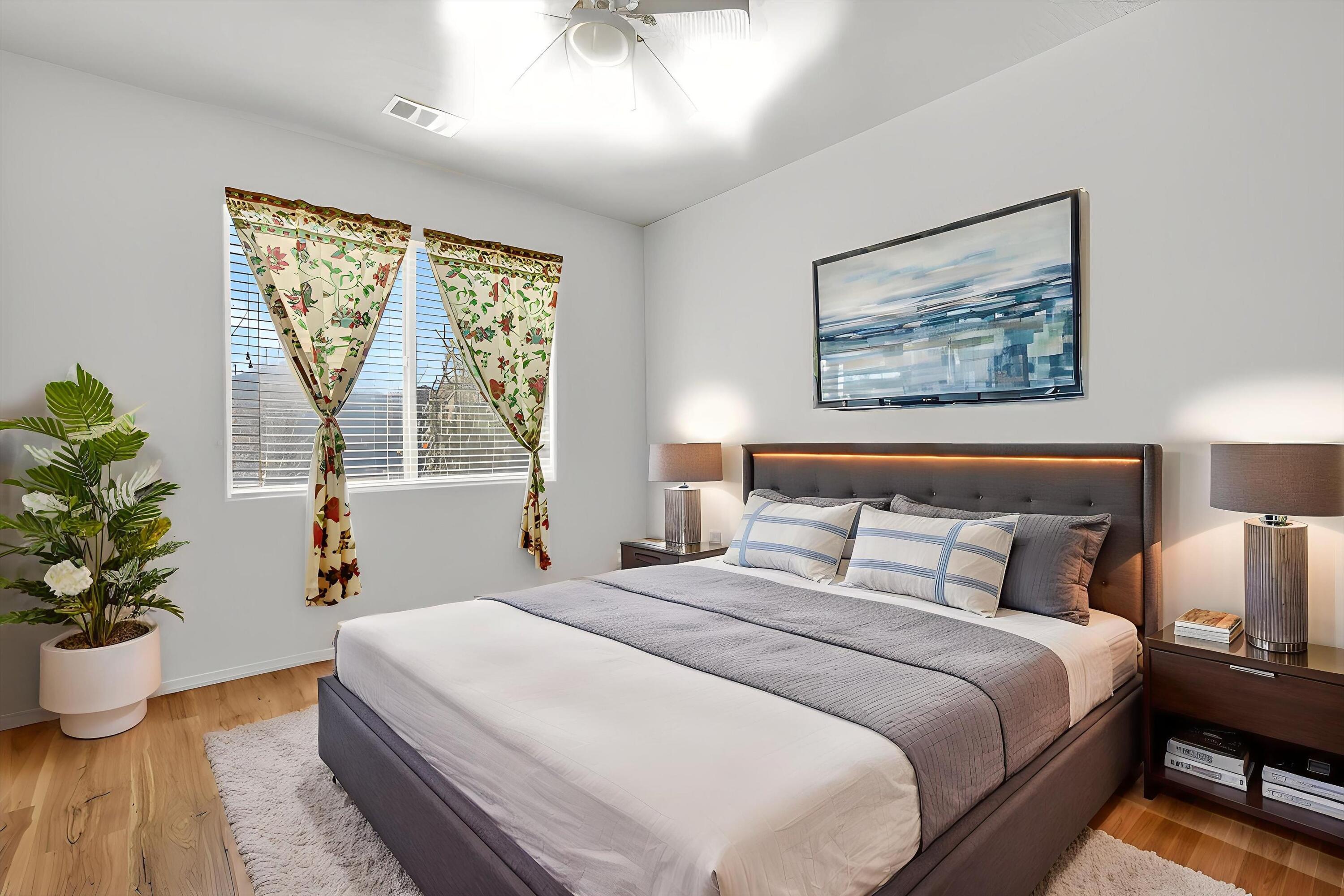 8305 Bouvardia Avenue NW