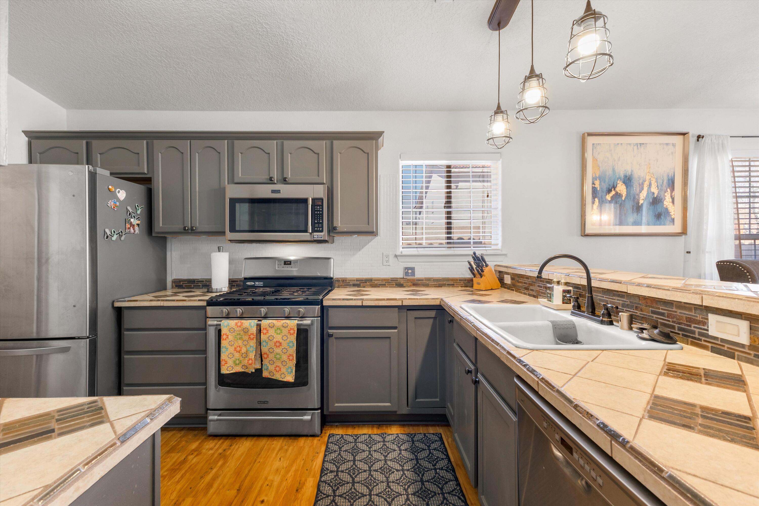 956 Galeras Street NW