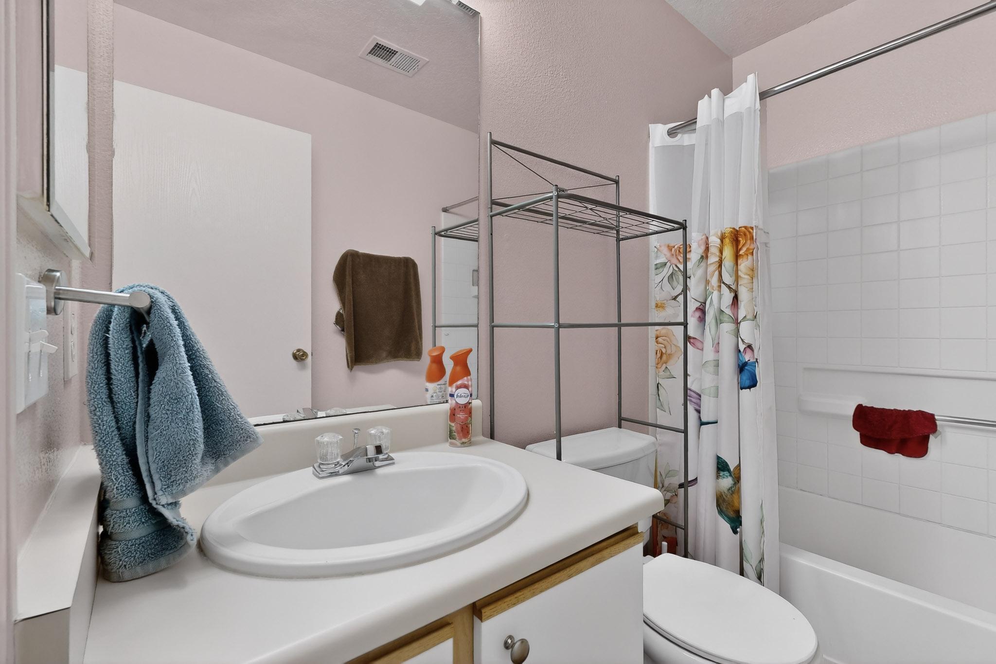 3032 Laurel Meadows Drive NE