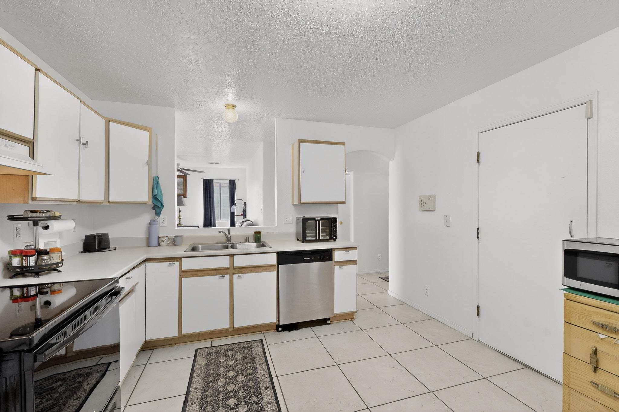 3032 Laurel Meadows Drive NE