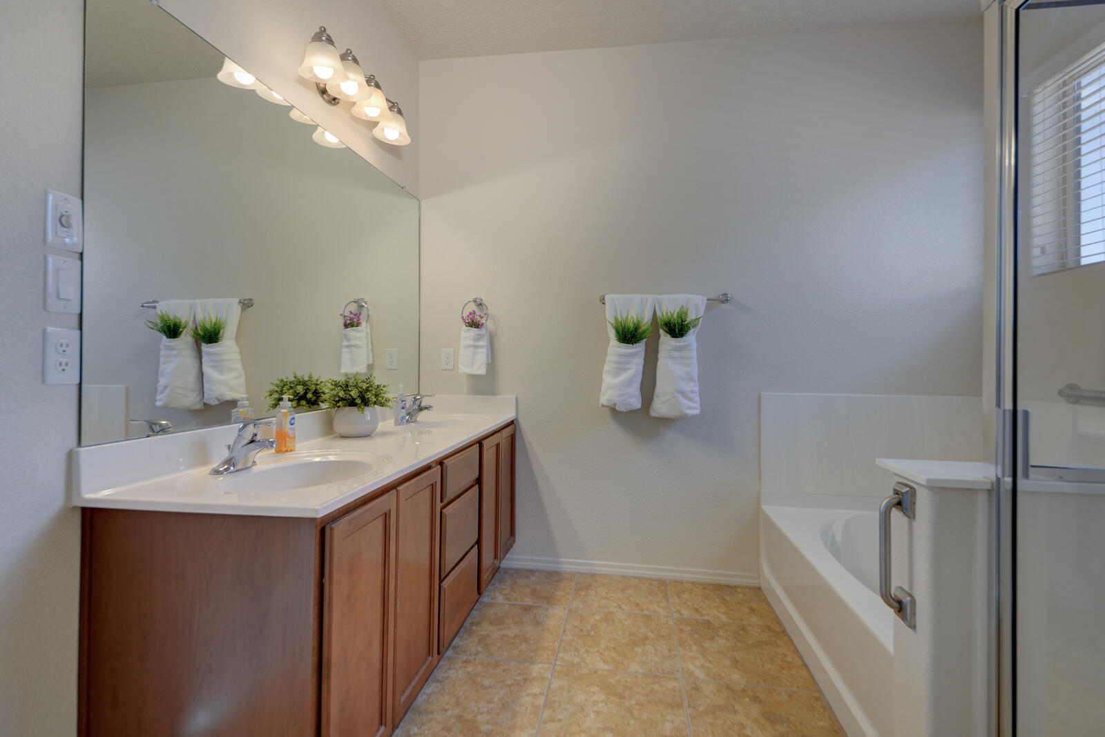 9228 Cumulus Place NW