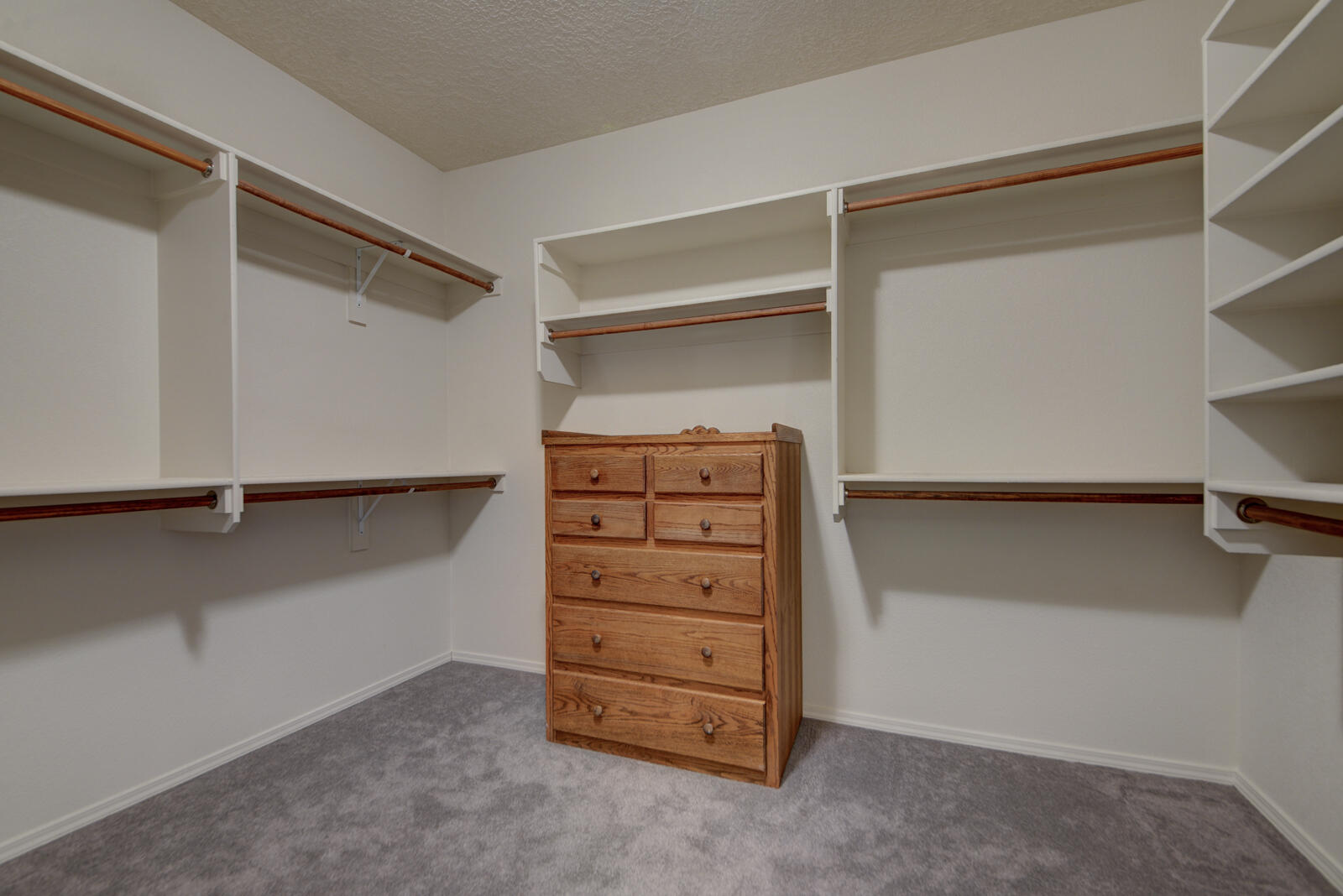 9228 Cumulus Place NW