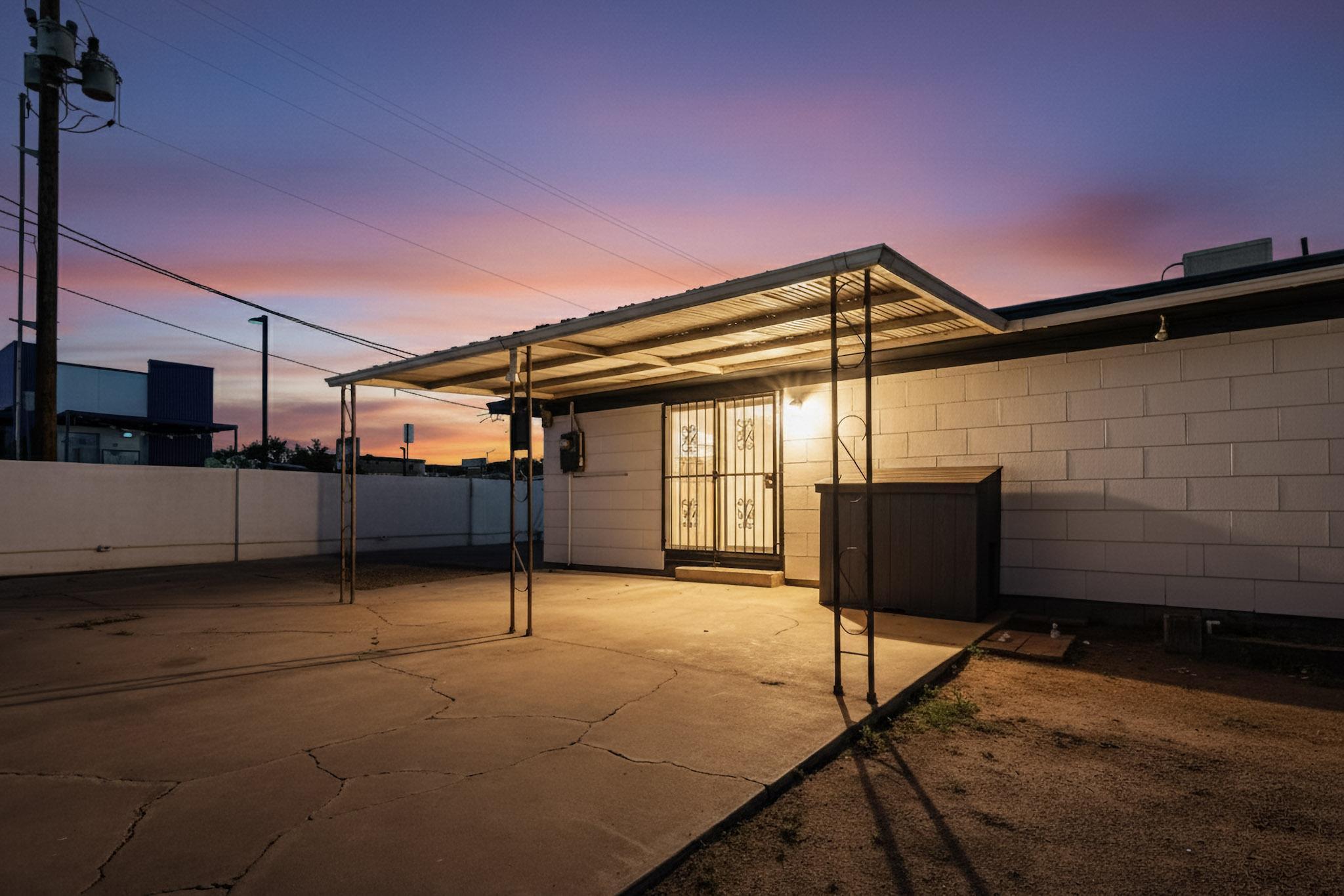 5001 Douglas Macarthur Road NE