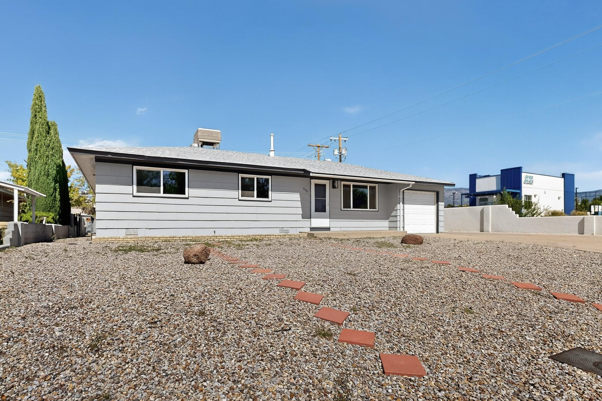 5001 Douglas Macarthur Road NE