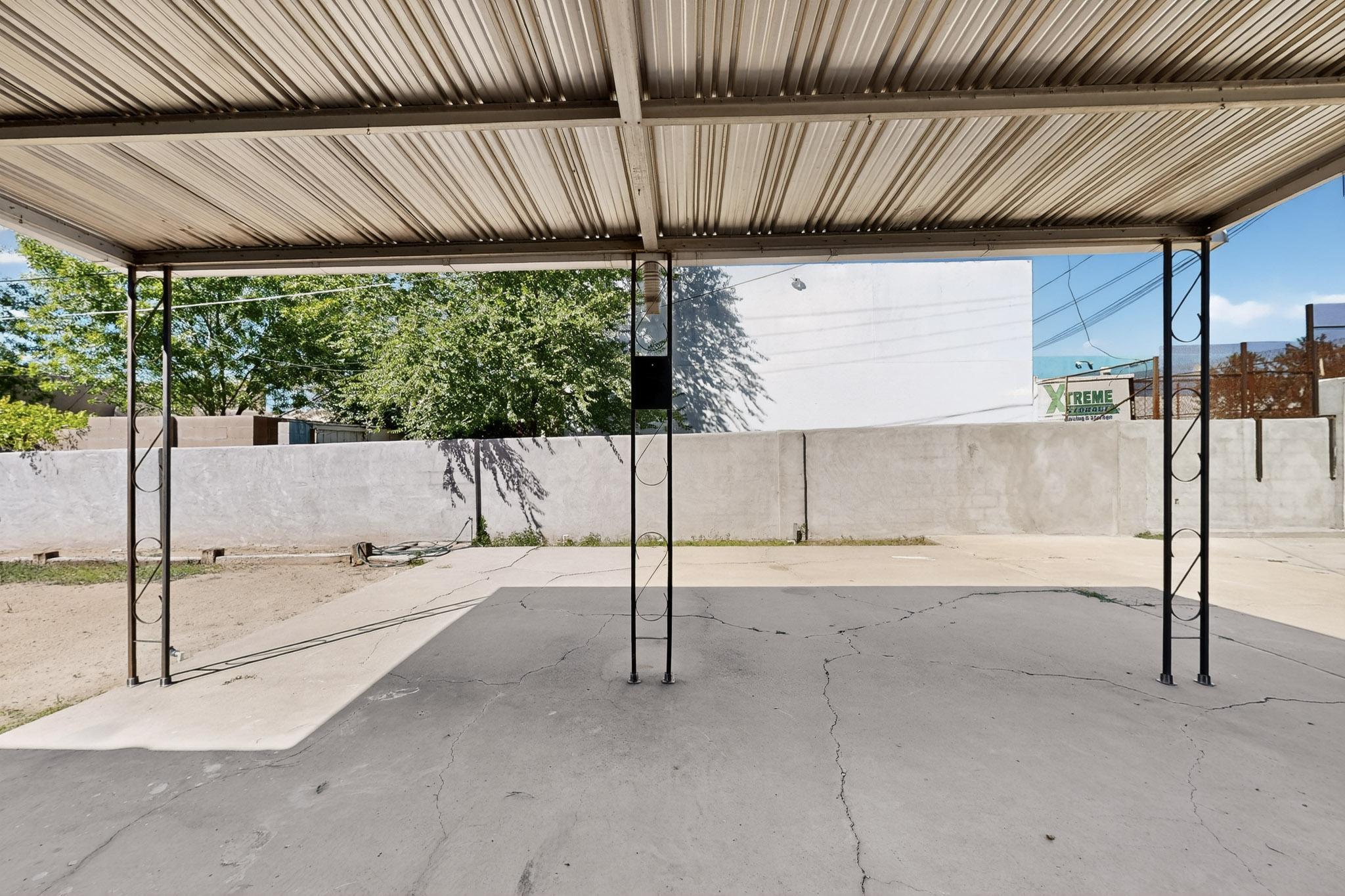 5001 Douglas Macarthur Road NE