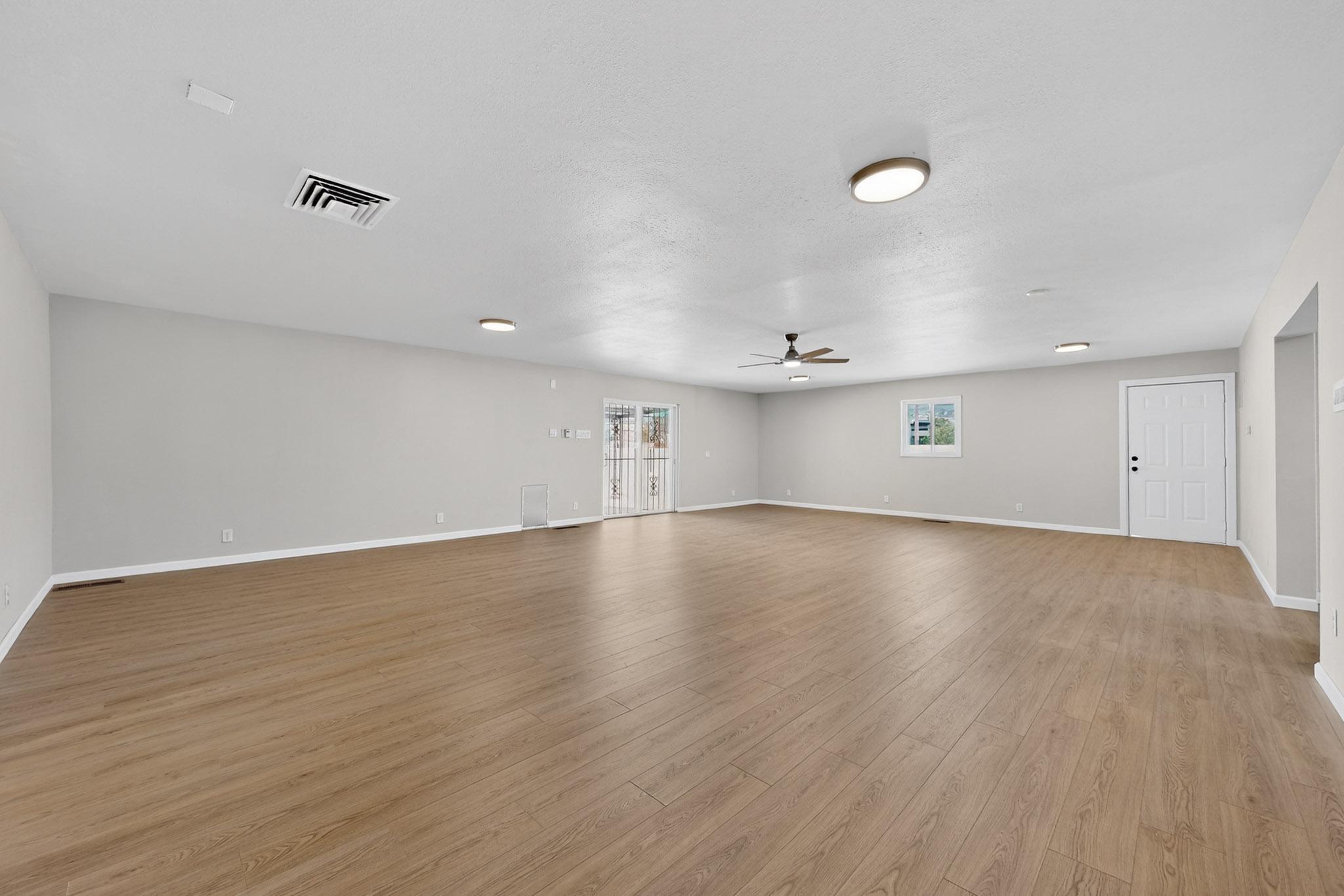 5001 Douglas Macarthur Road NE