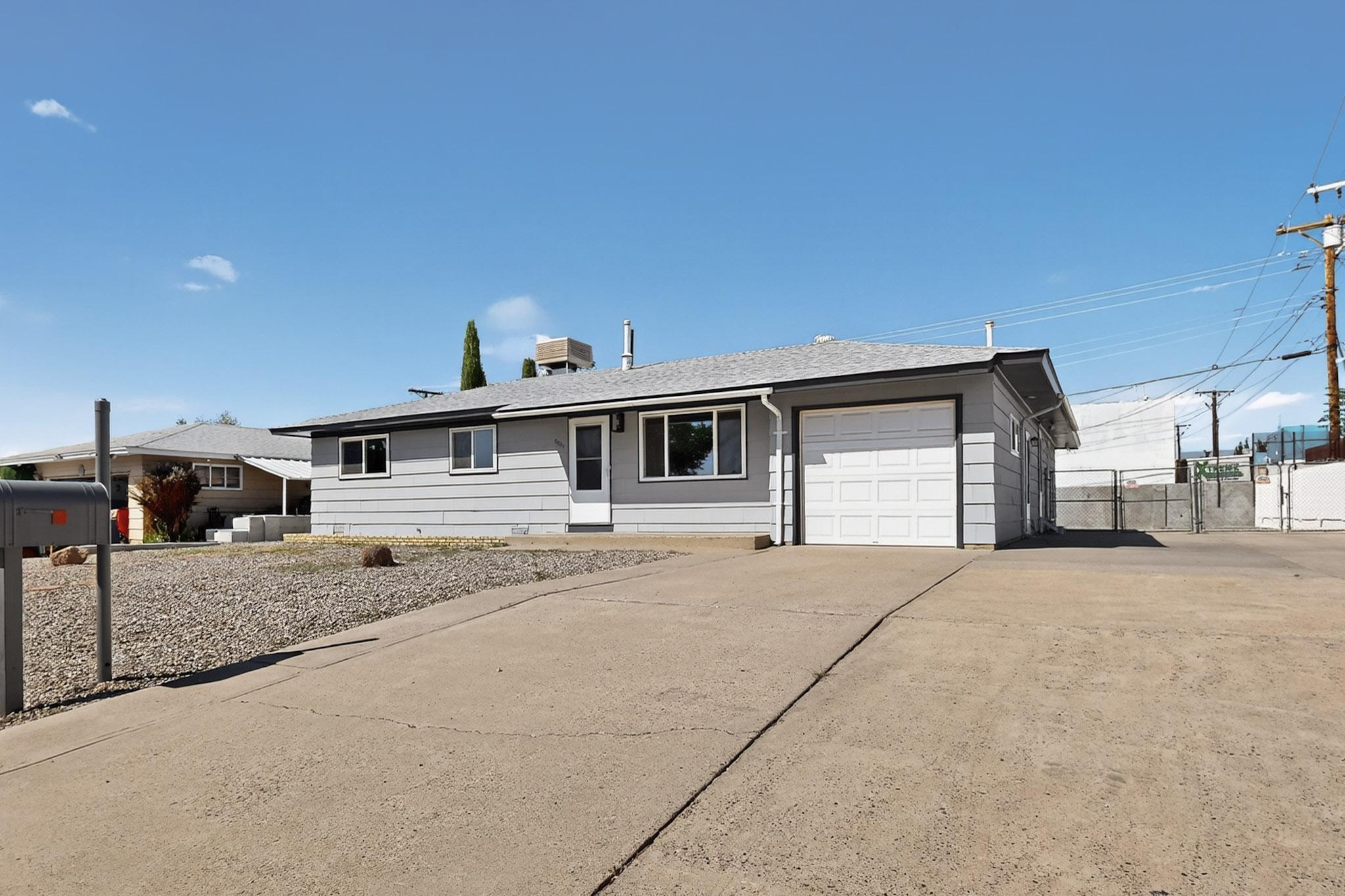 5001 Douglas Macarthur Road NE