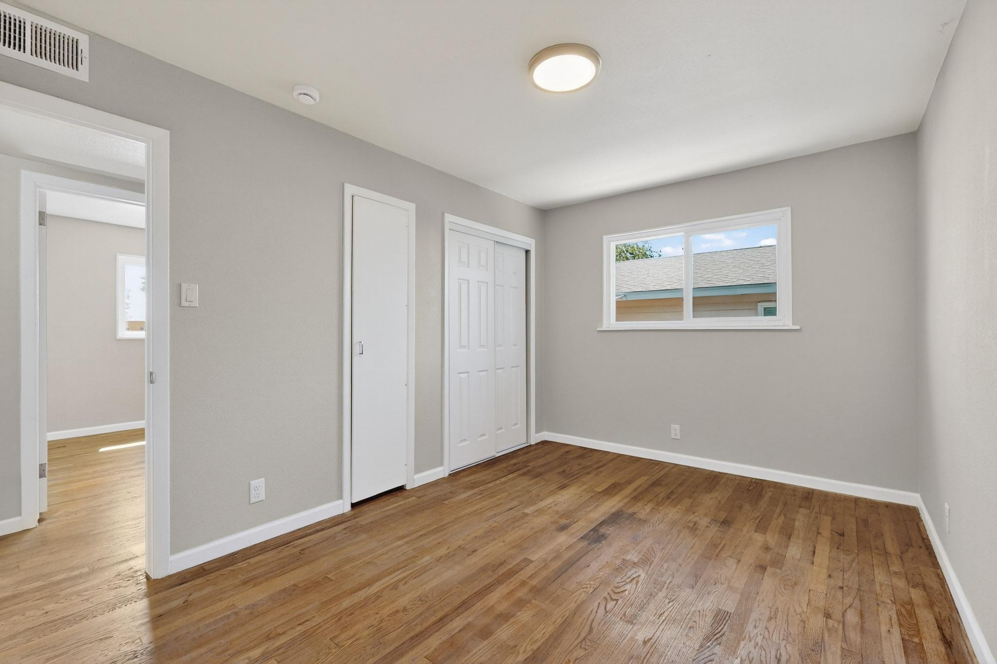 5001 Douglas Macarthur Road NE