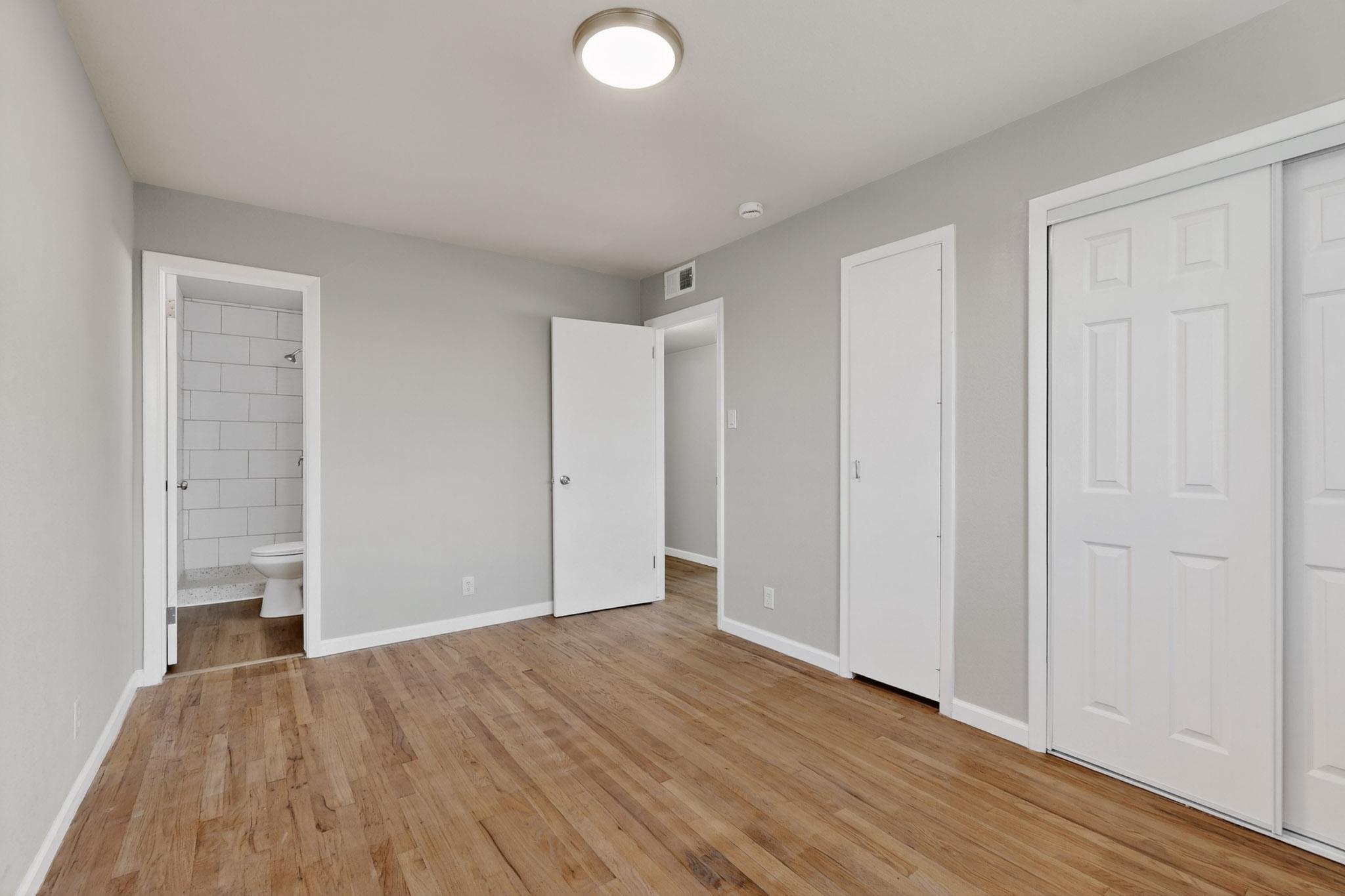 5001 Douglas Macarthur Road NE