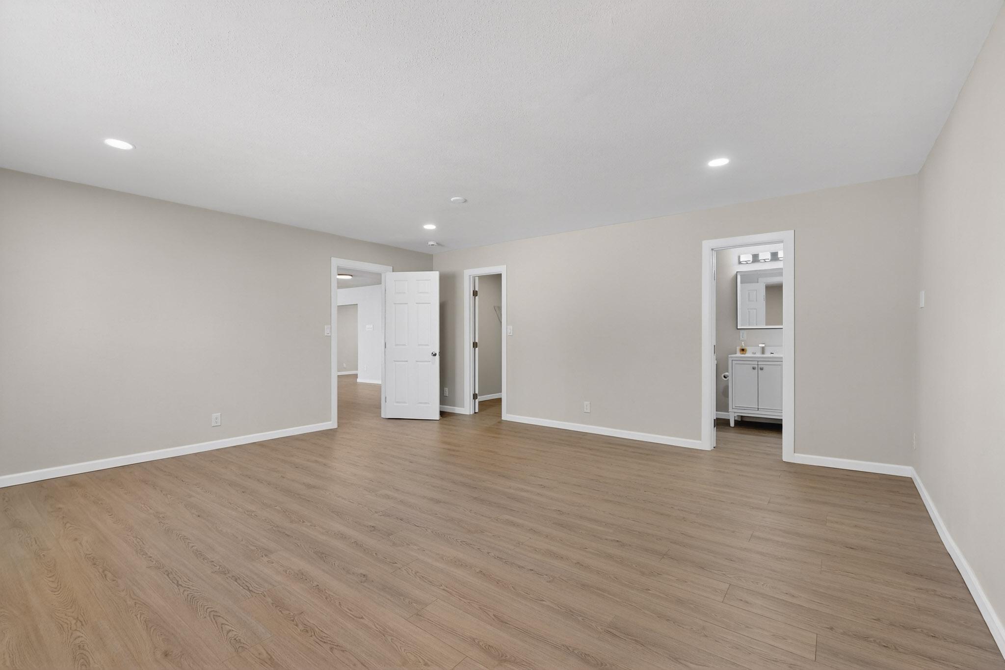 5001 Douglas Macarthur Road NE