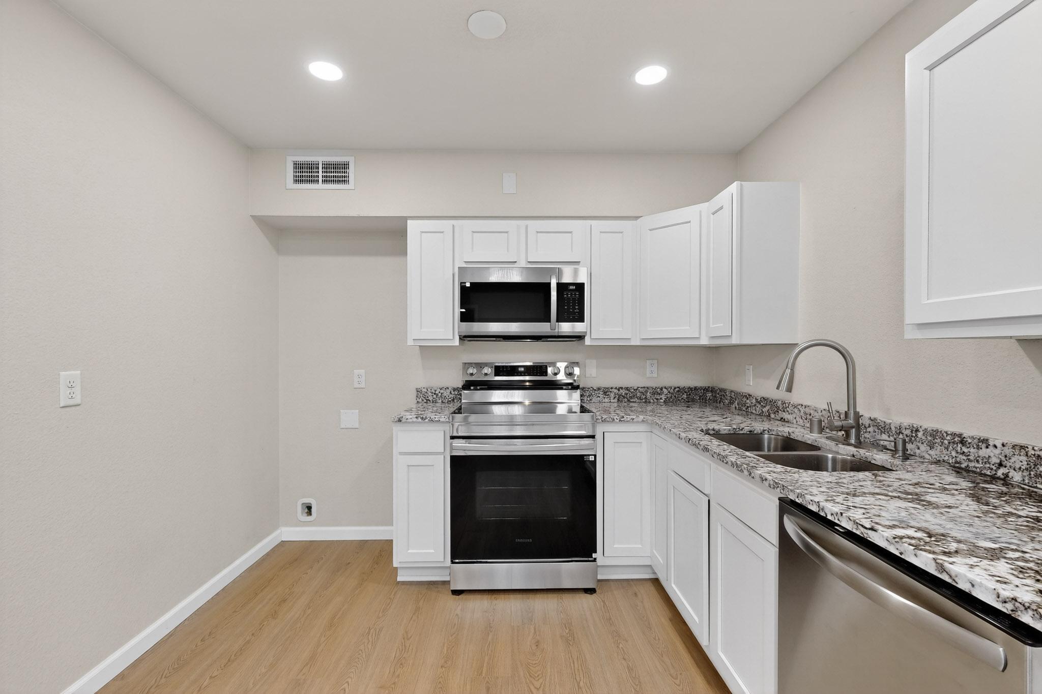 5001 Douglas Macarthur Road NE