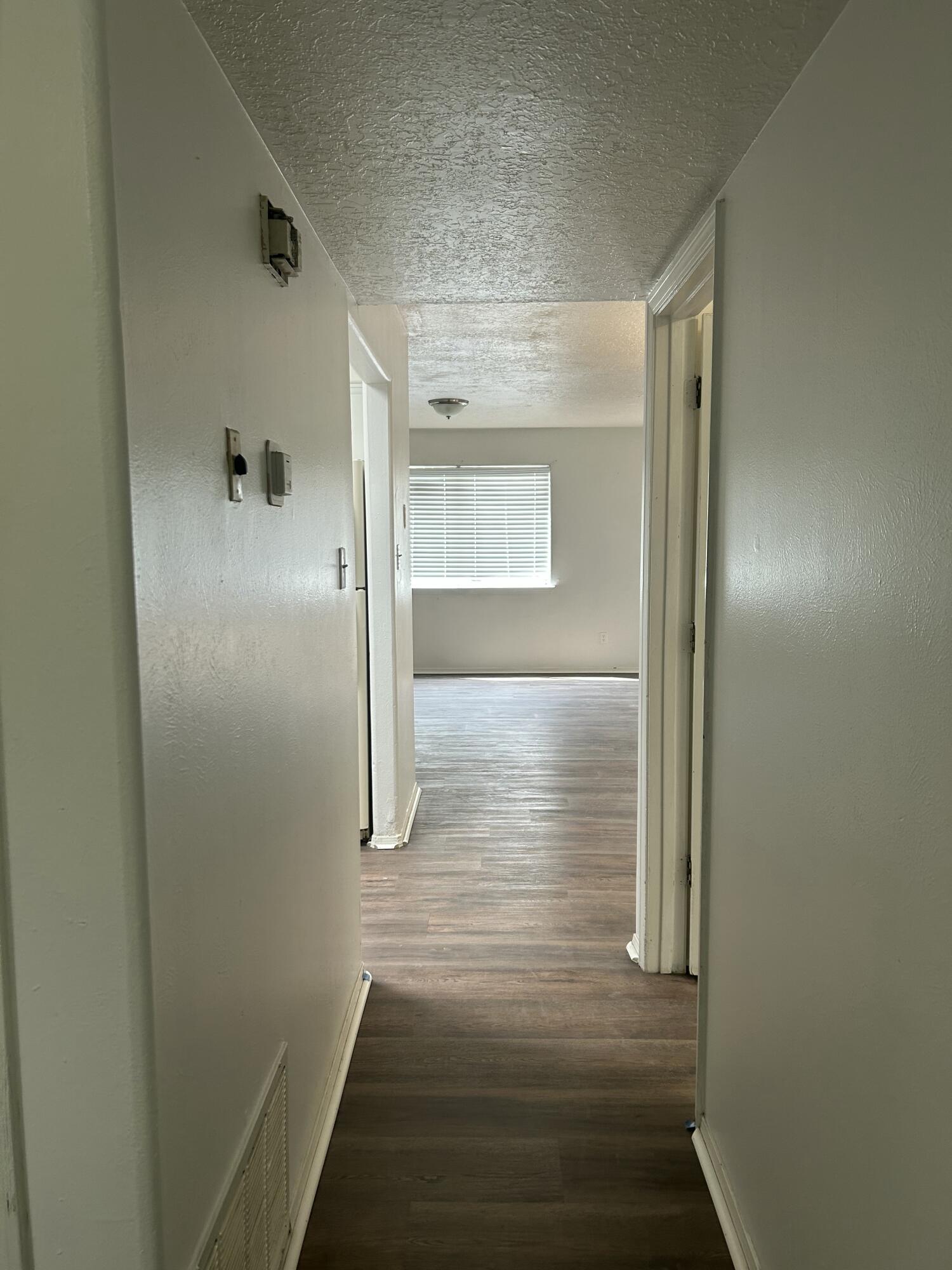 1100 &1102 10th Street SW