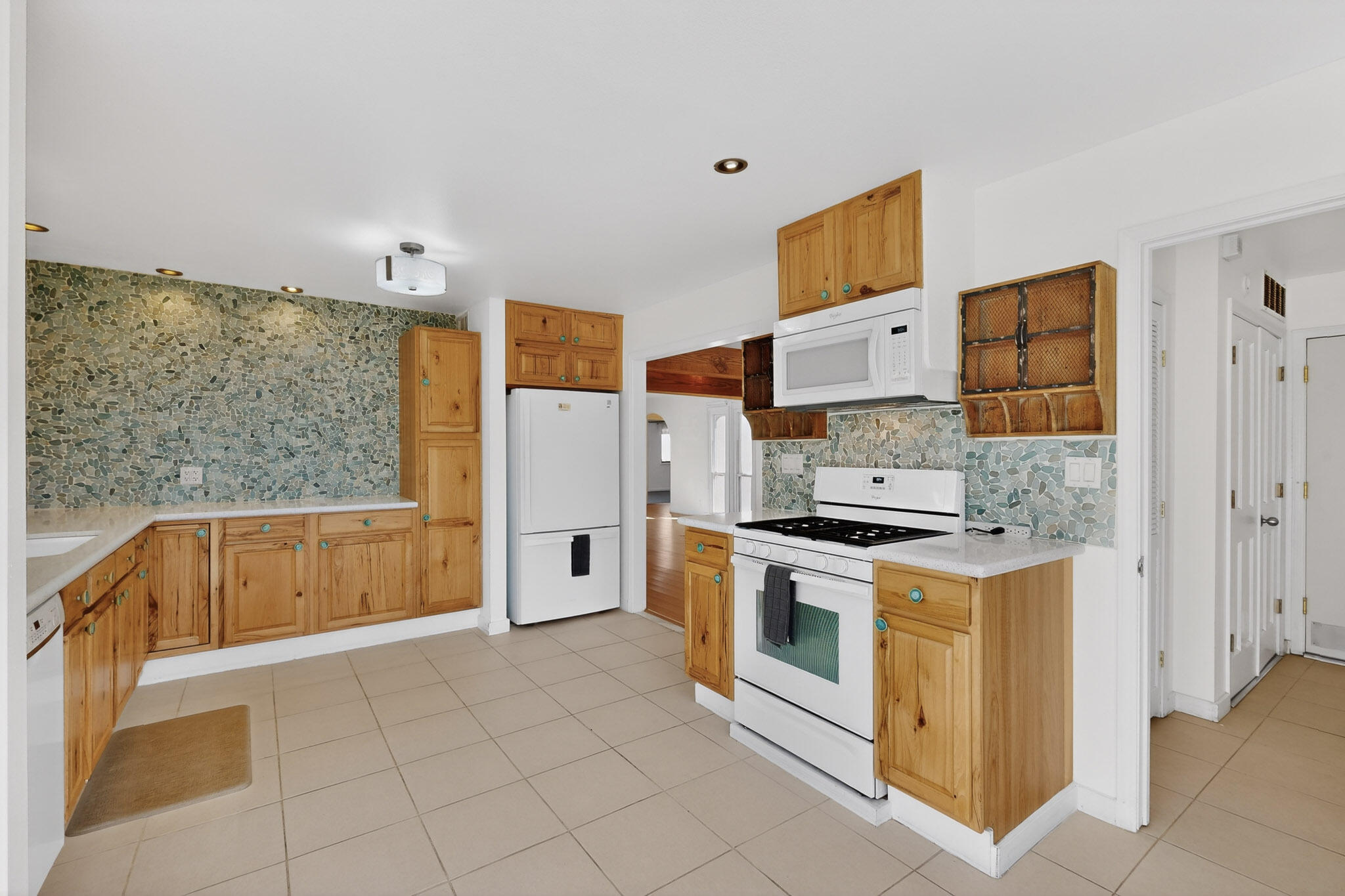 3 Zuni Trail N