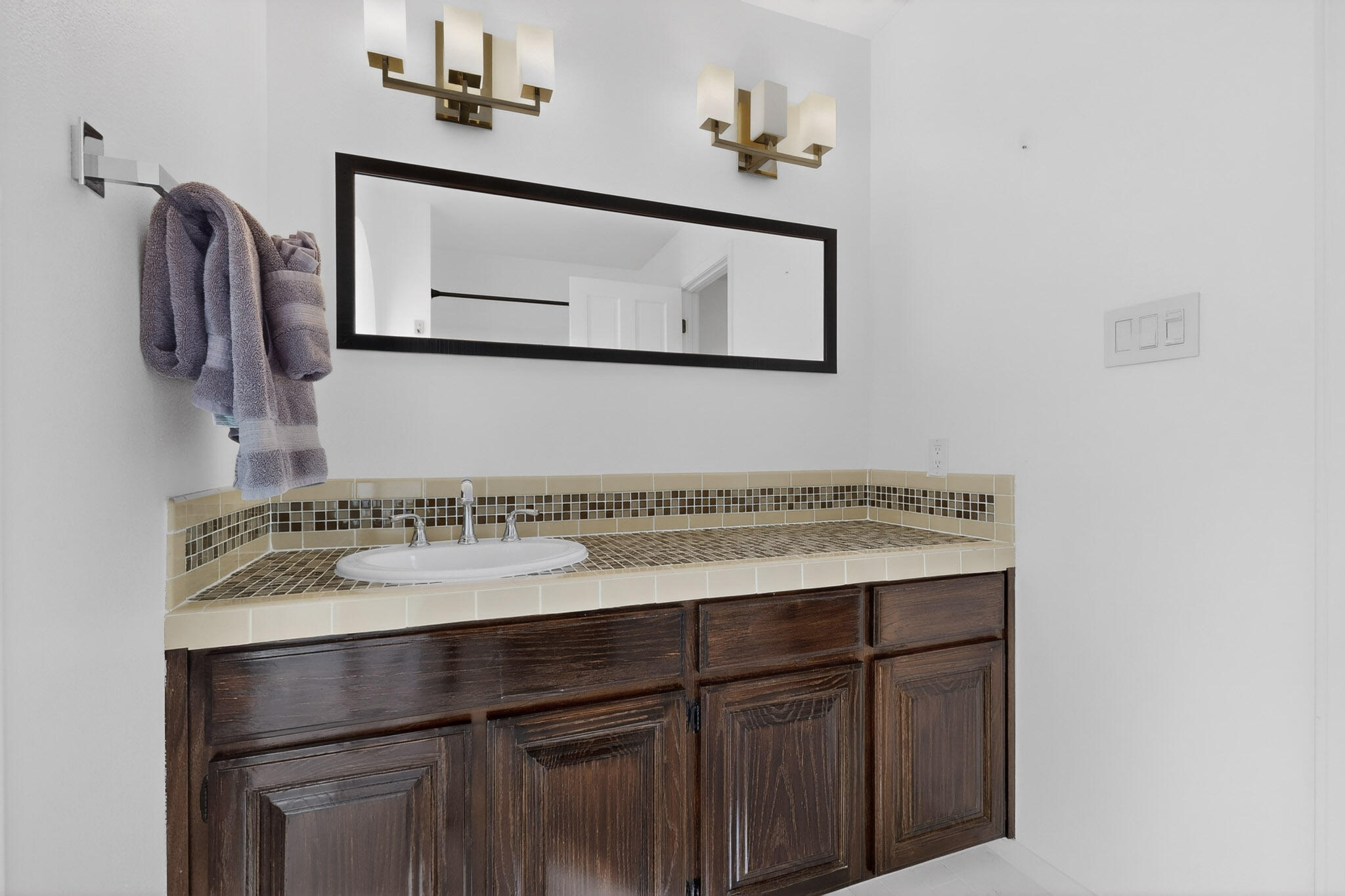 3 Zuni Trail N