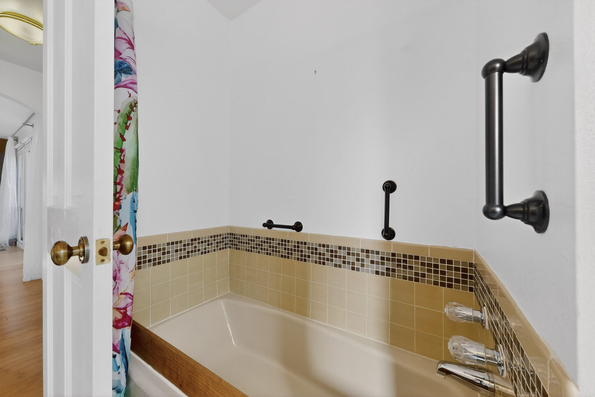 3 Zuni Trail N
