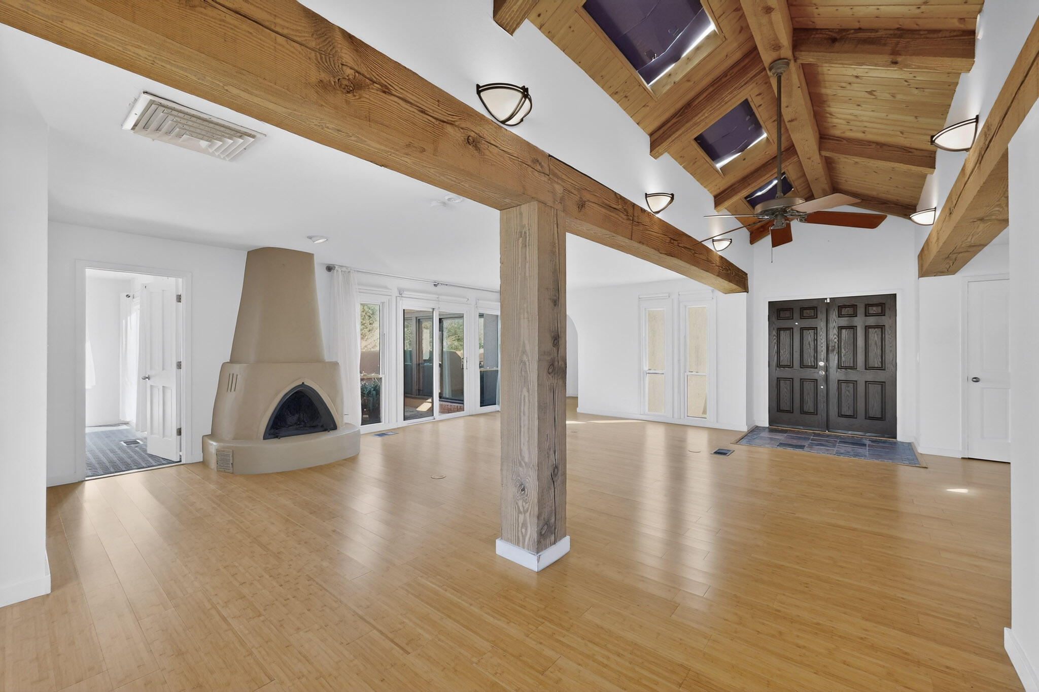 3 Zuni Trail N
