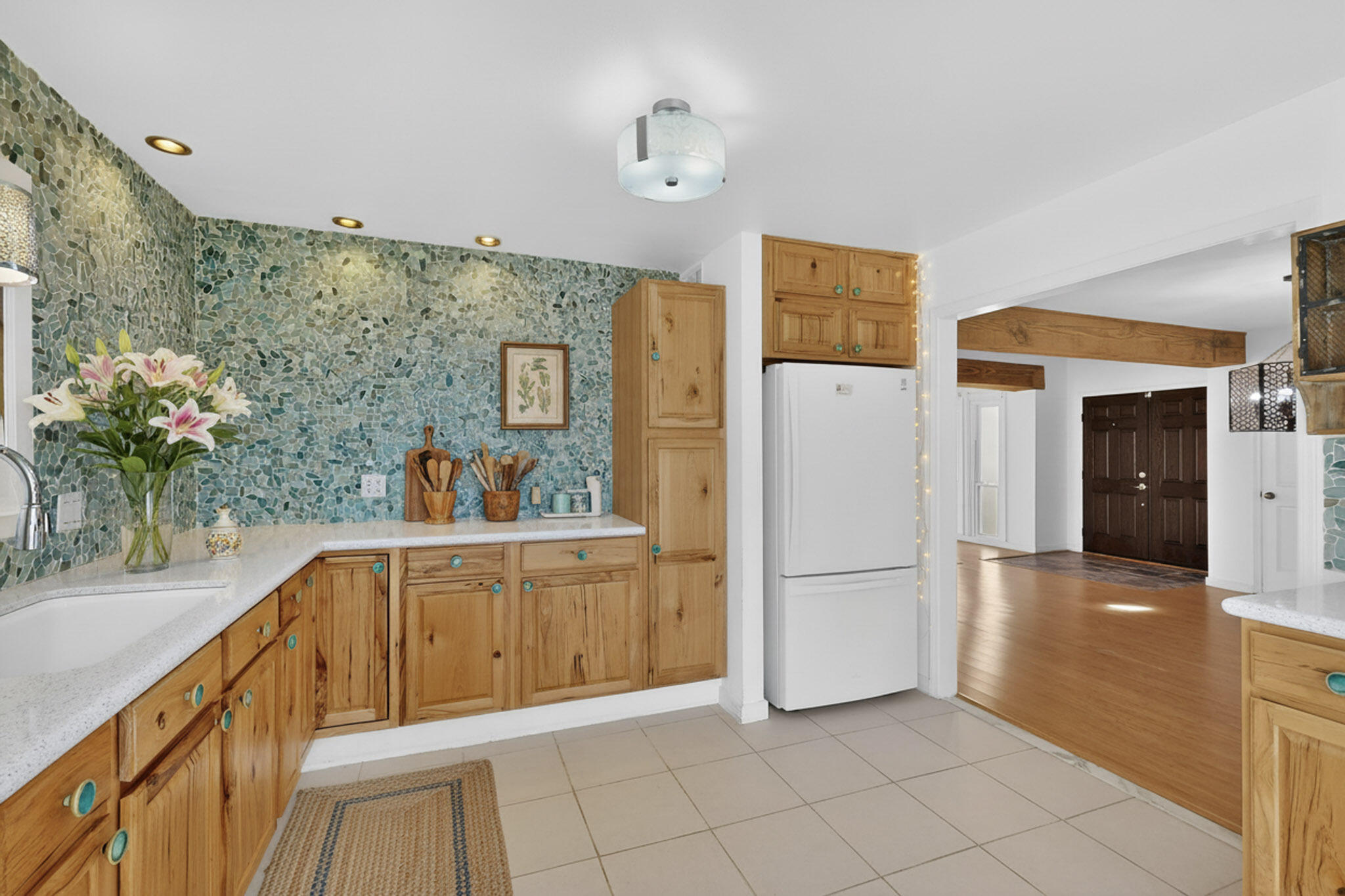 3 Zuni Trail N