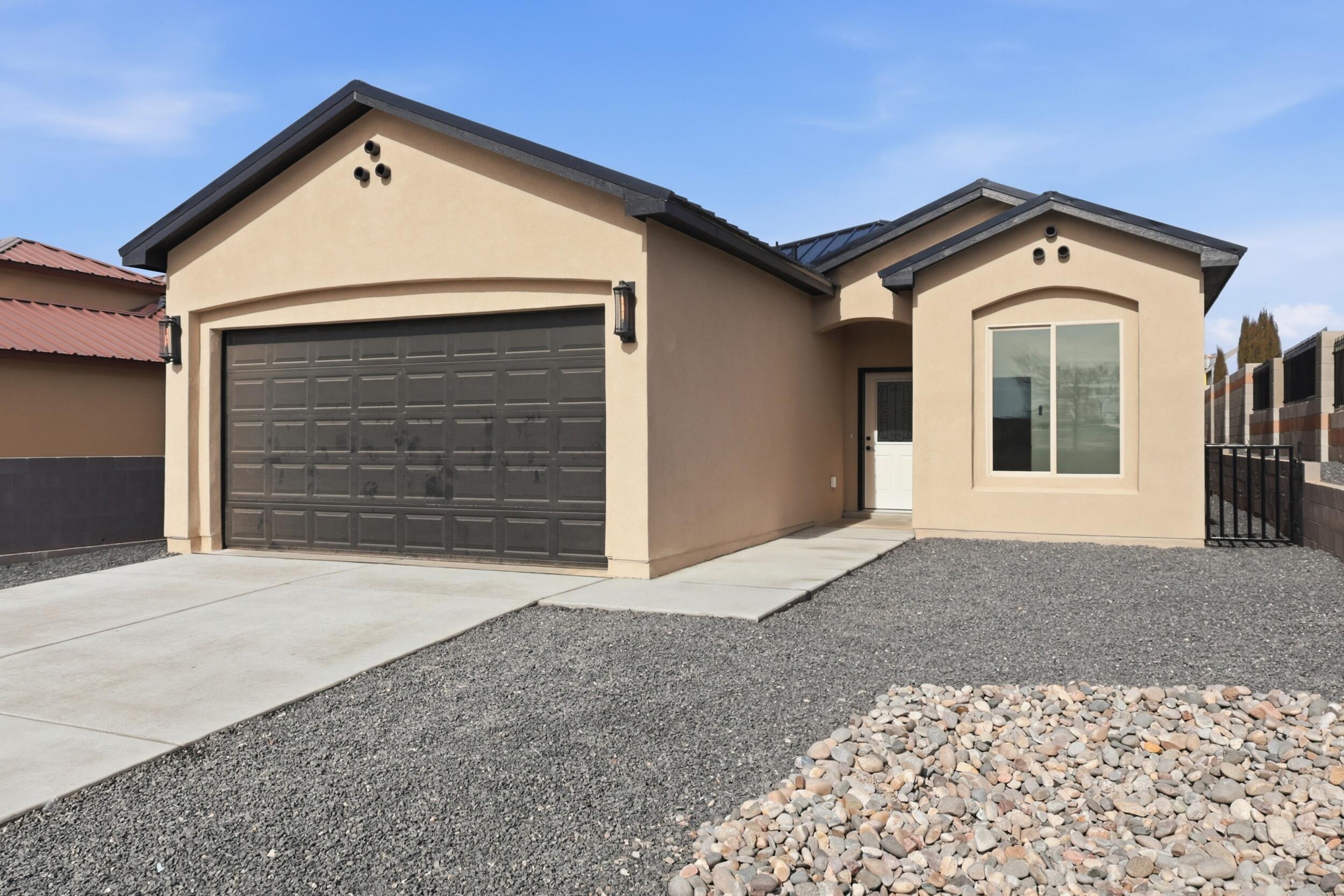 1603 Tulip Road SE