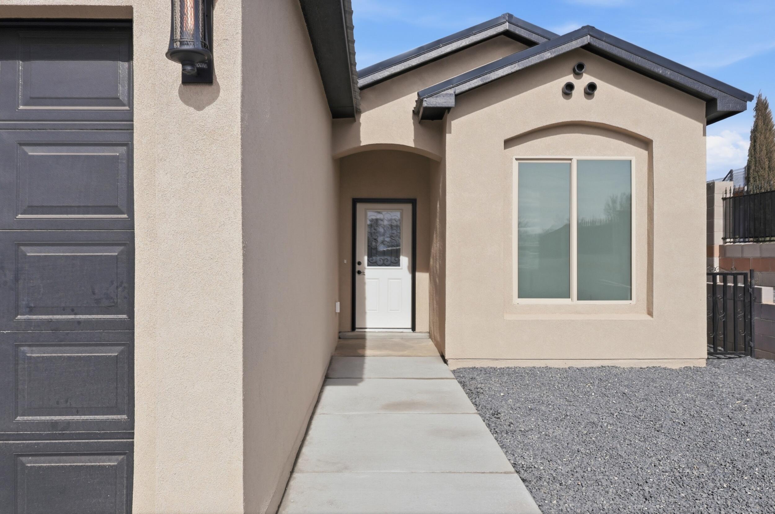 1603 Tulip Road SE