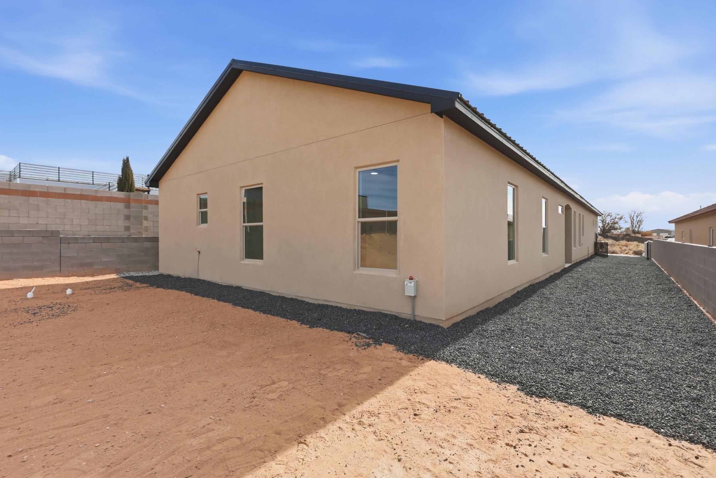 1603 Tulip Road SE