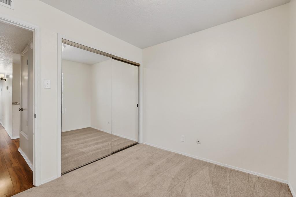 8228 Otero Avenue NE