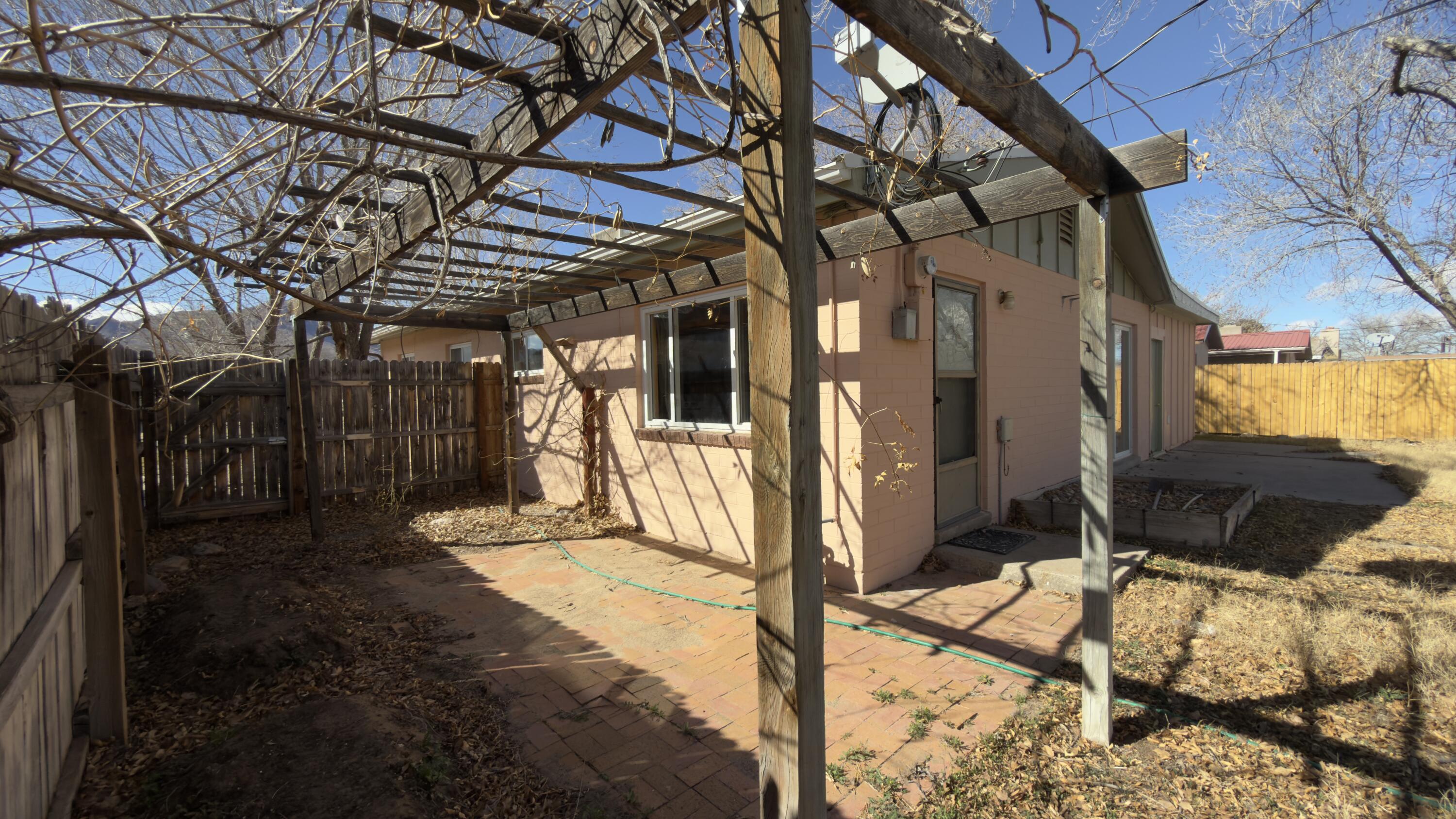 708 Caine Street