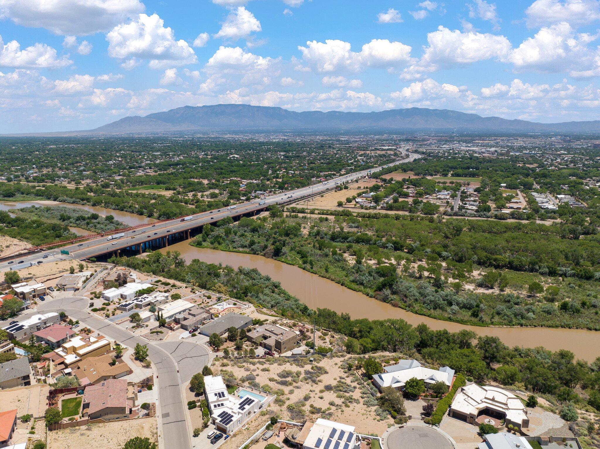 1604 Bluffside Place NW