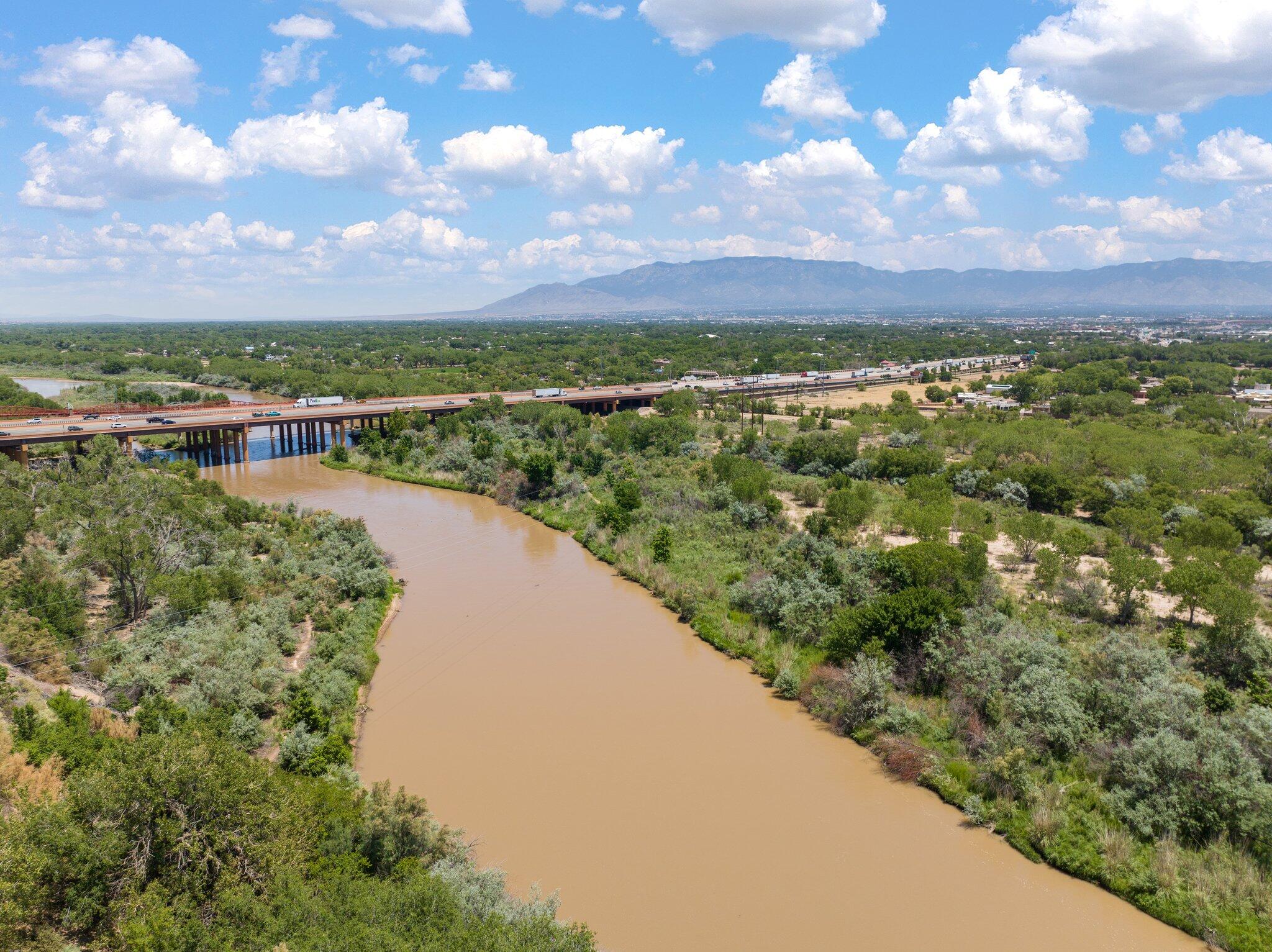 1604 Bluffside Place NW