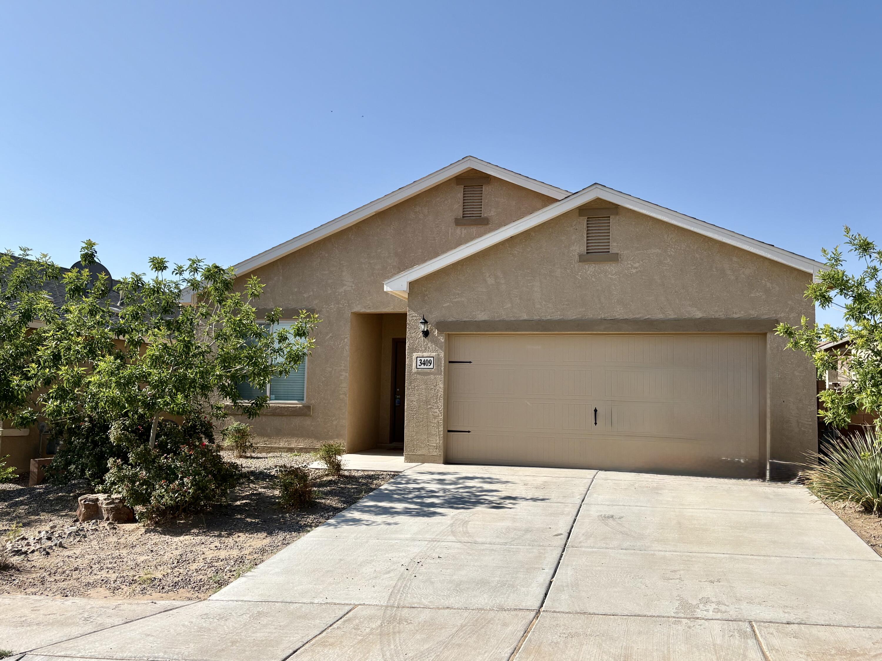 3409 Oregon Trail Road NE