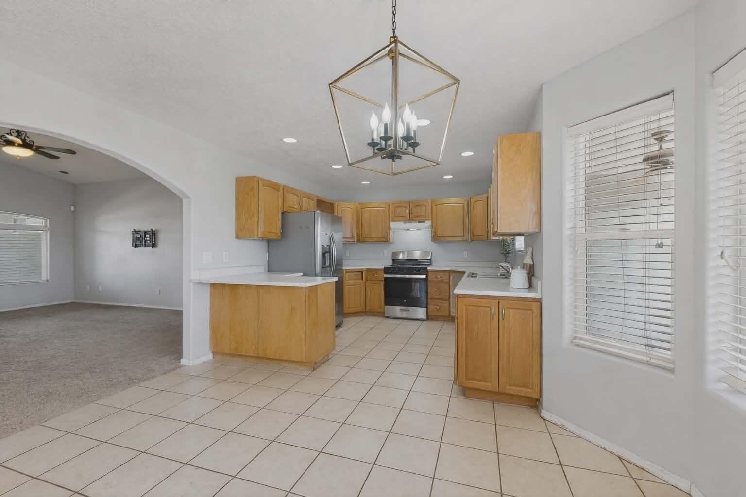 360 Don Carlos Avenue NE
